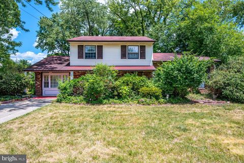 Homes For Sale - 317 Brookmead Drive<br/> CHERRY HILL, NJ 08034
