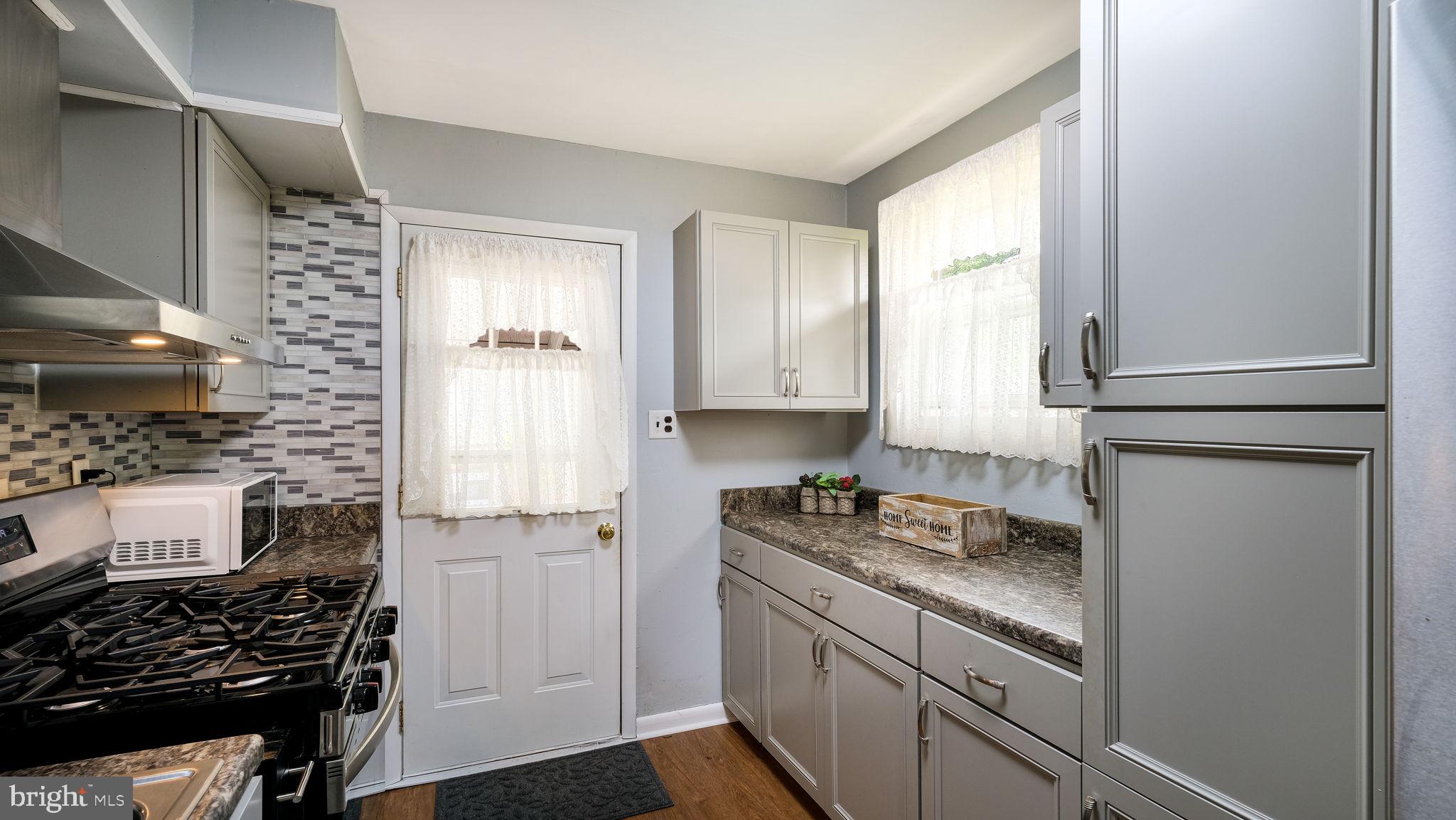 WARMINSTER VIL - Residential