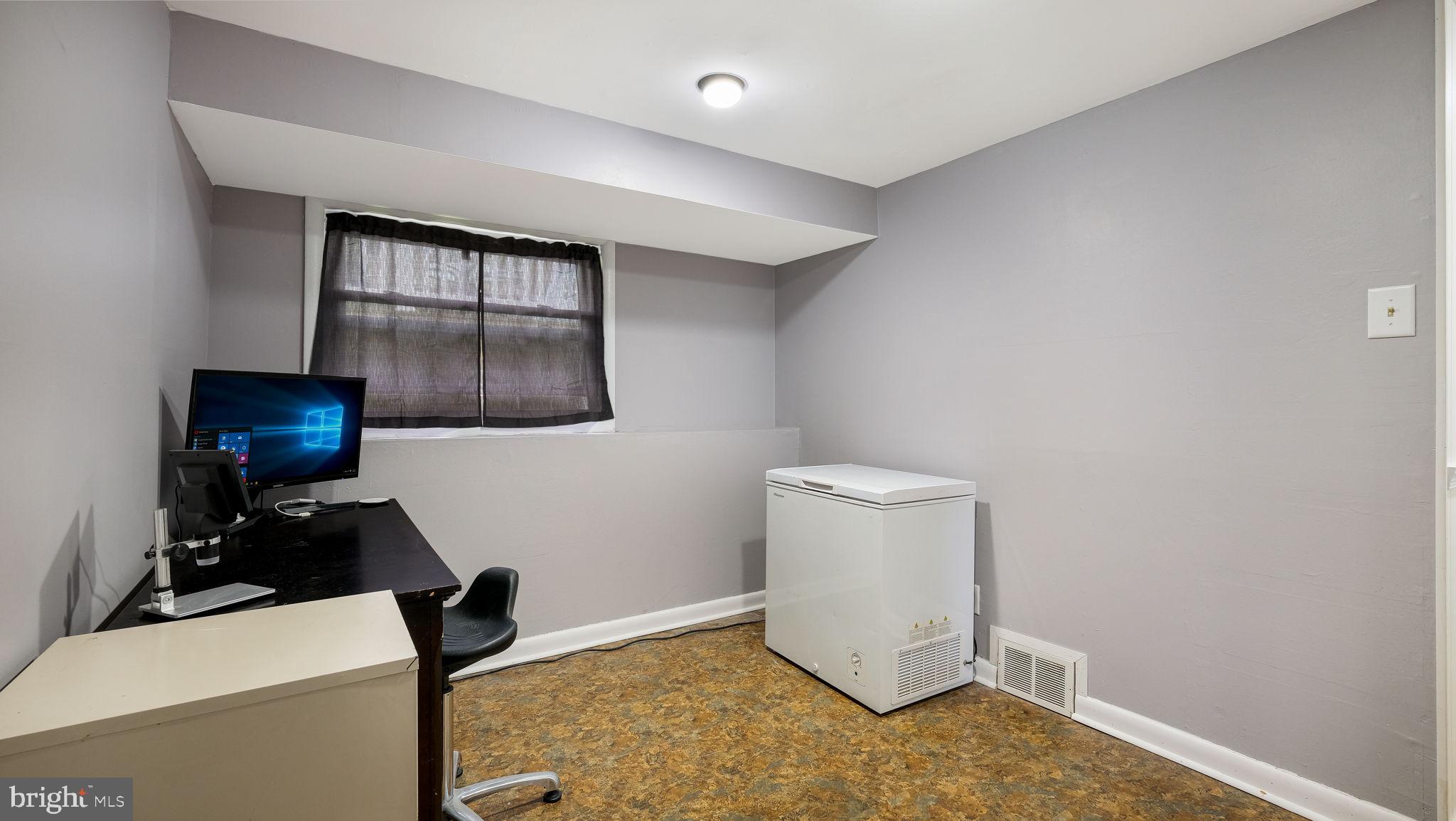 WARMINSTER VIL - Residential