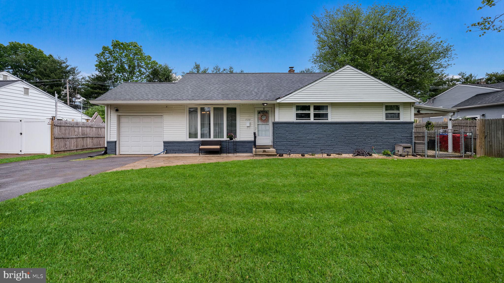 WARMINSTER VIL - Residential