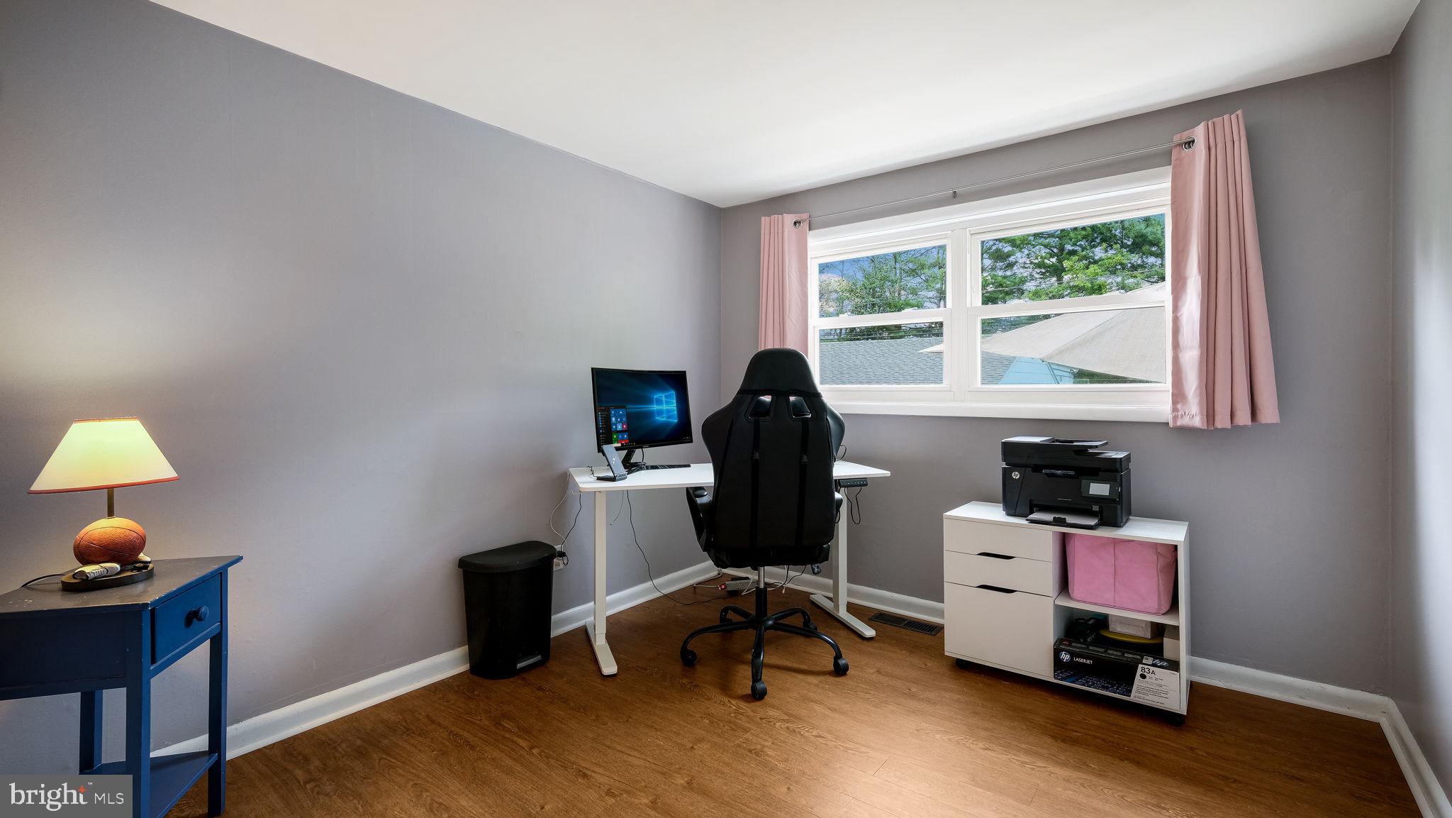 WARMINSTER VIL - Residential