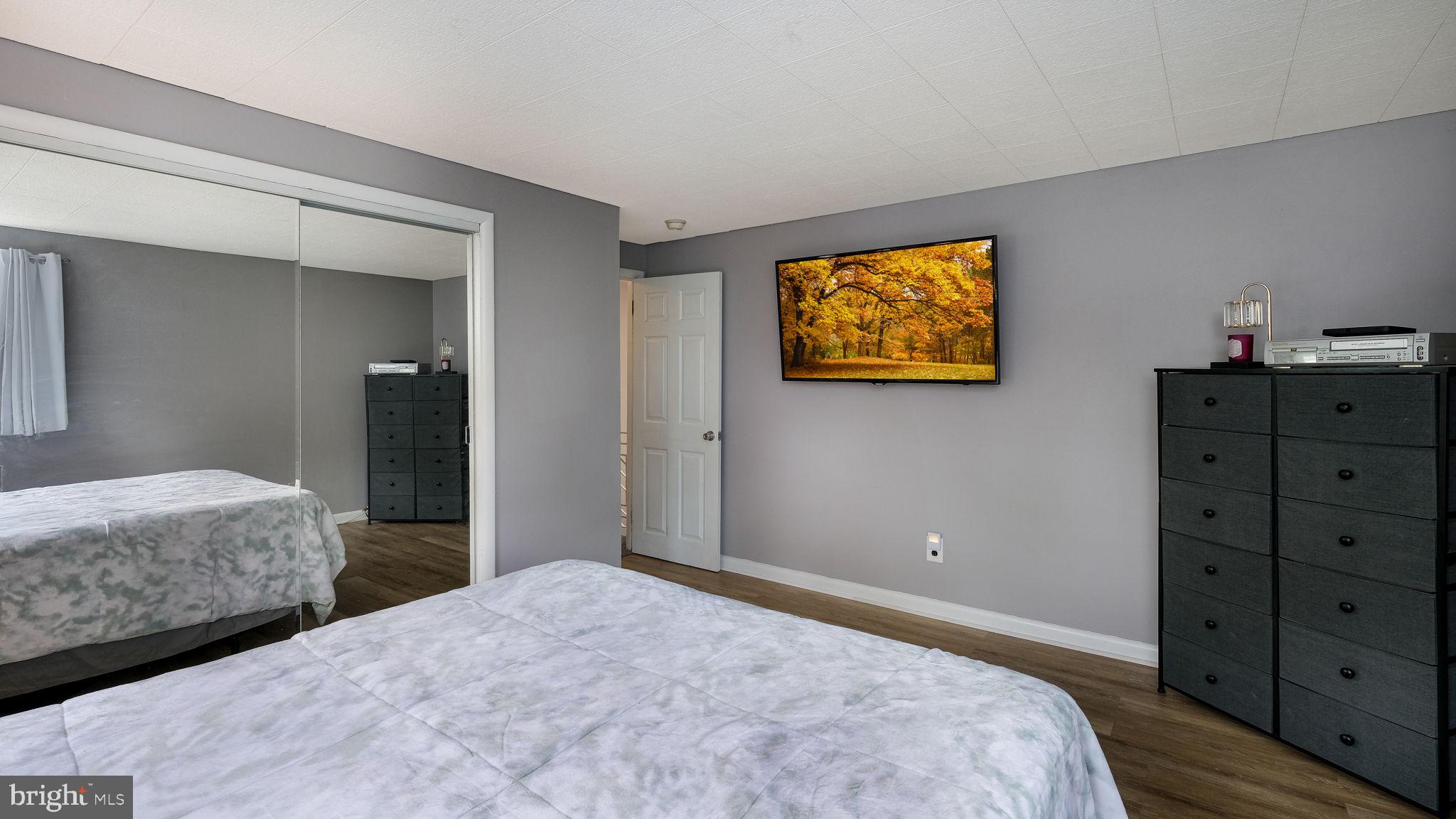 WARMINSTER VIL - Residential