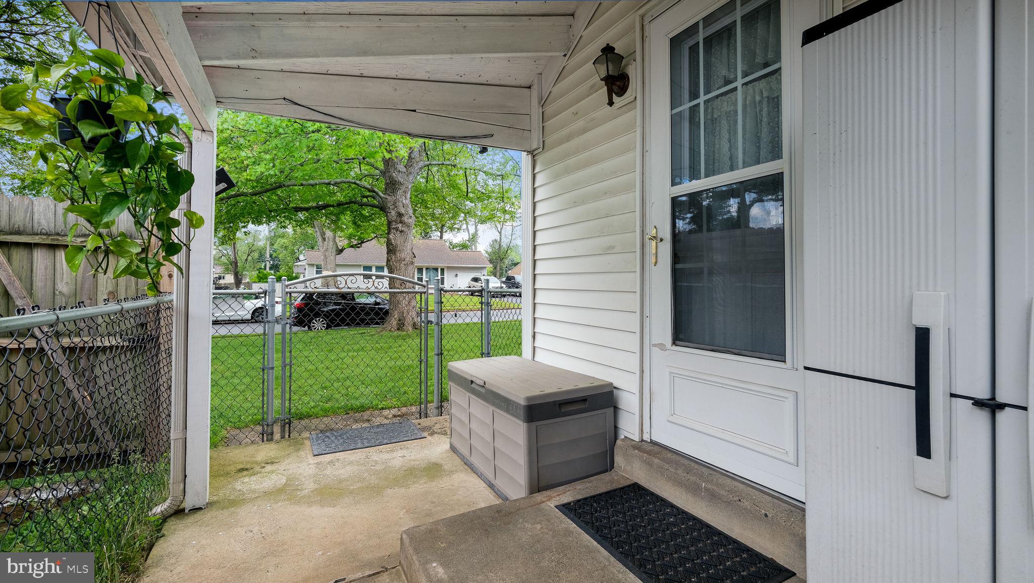 WARMINSTER VIL - Residential