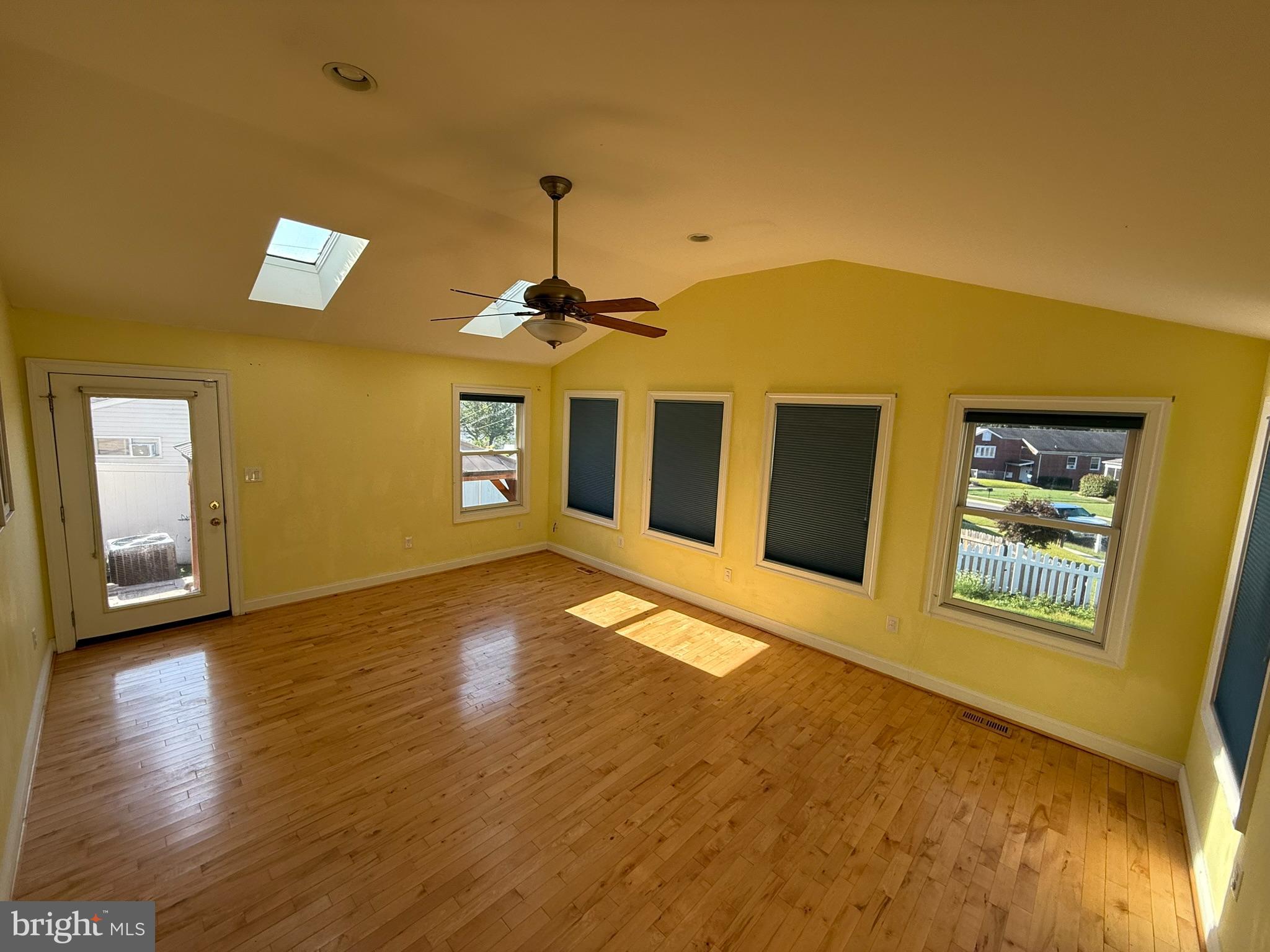 NORTH WELLHAM - Residential Lease