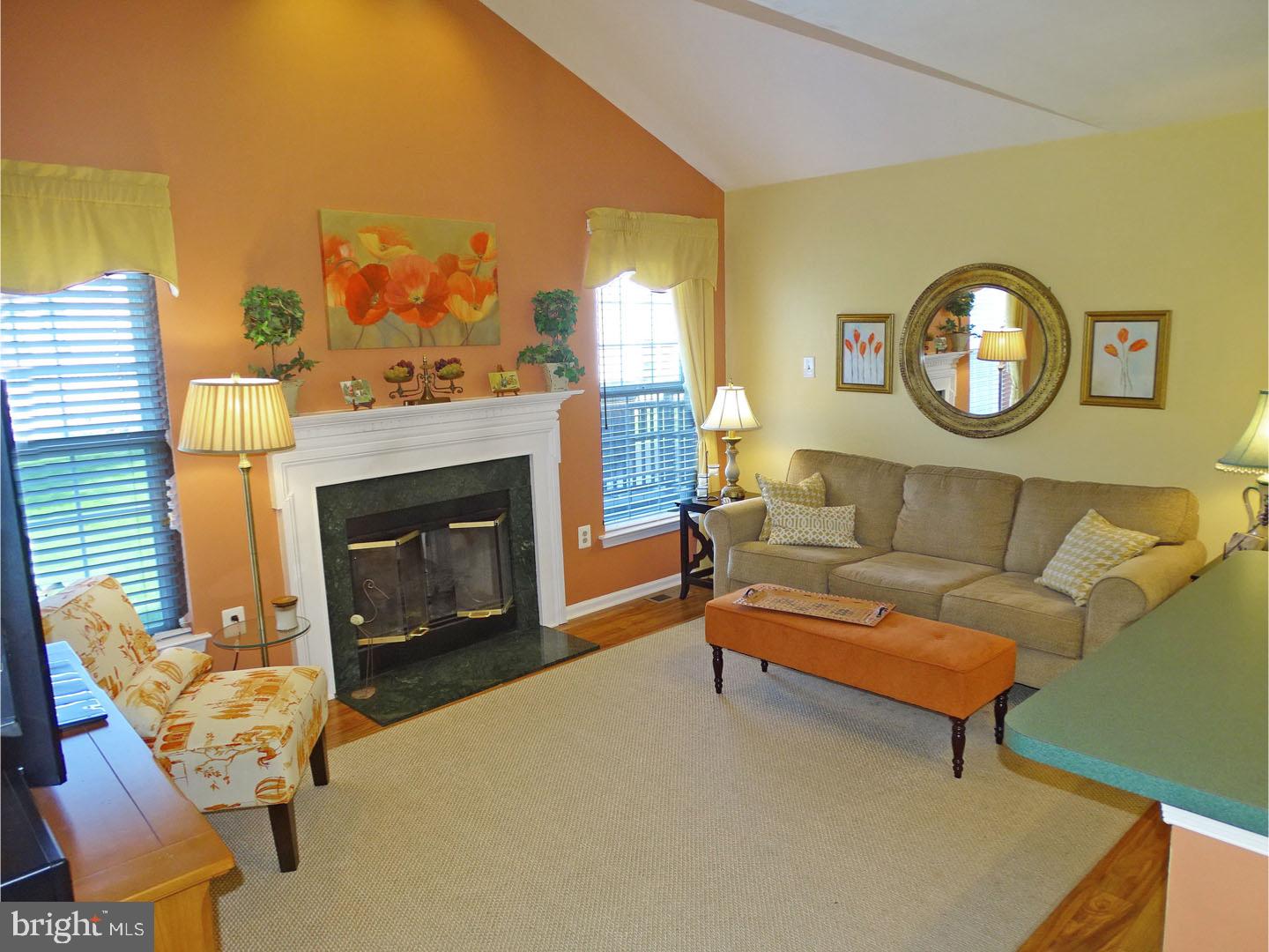 WARRINGTON HUNT - Residential