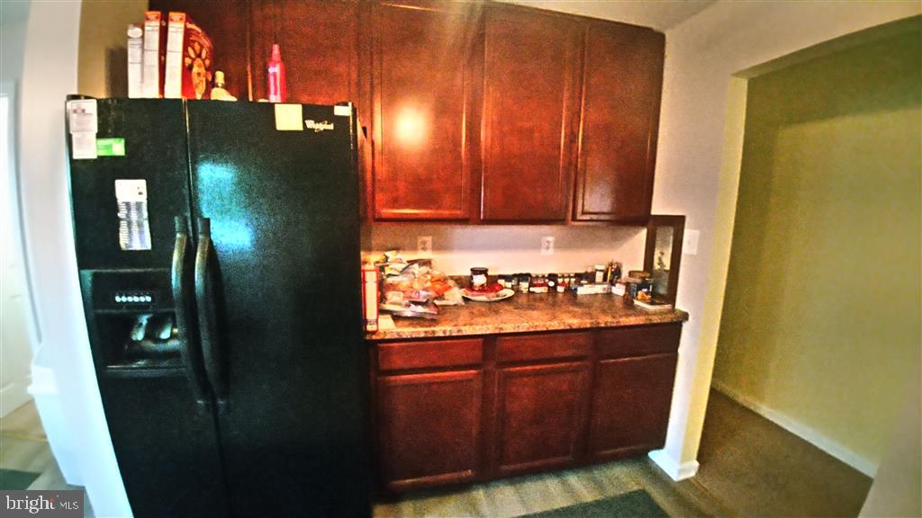 LYN GOLD MANOR - Residential