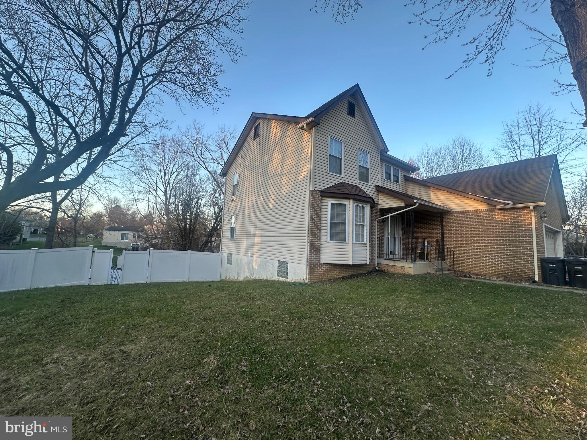 9702 NEW ORCHARD DRIVE