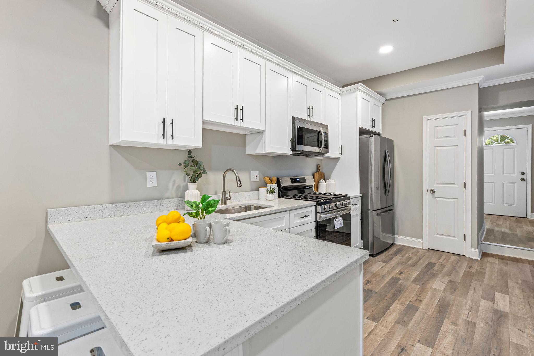 BUTCHERS HILL - Residential