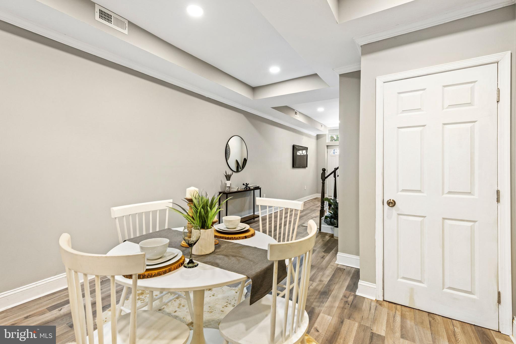 BUTCHERS HILL - Residential