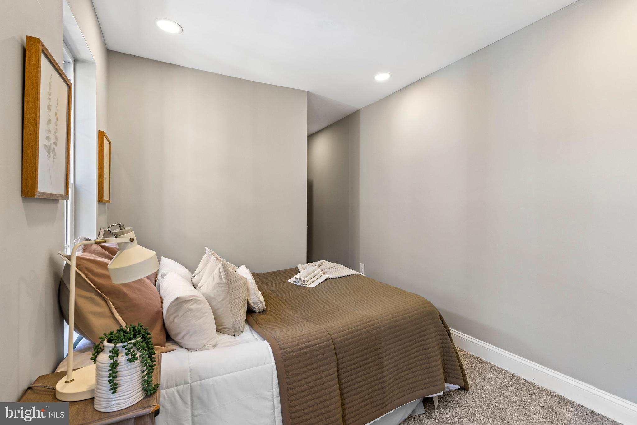 BUTCHERS HILL - Residential