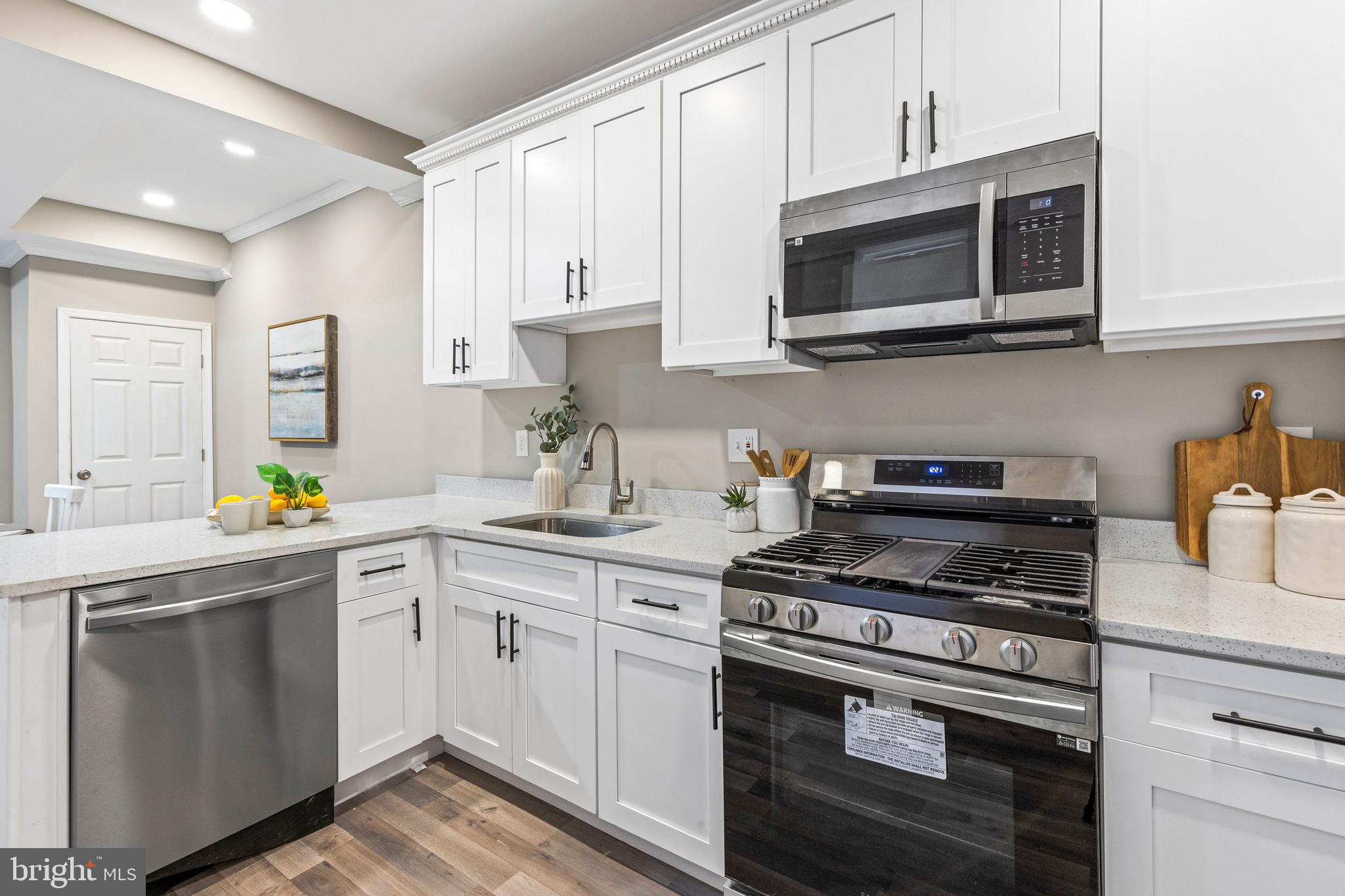 BUTCHERS HILL - Residential