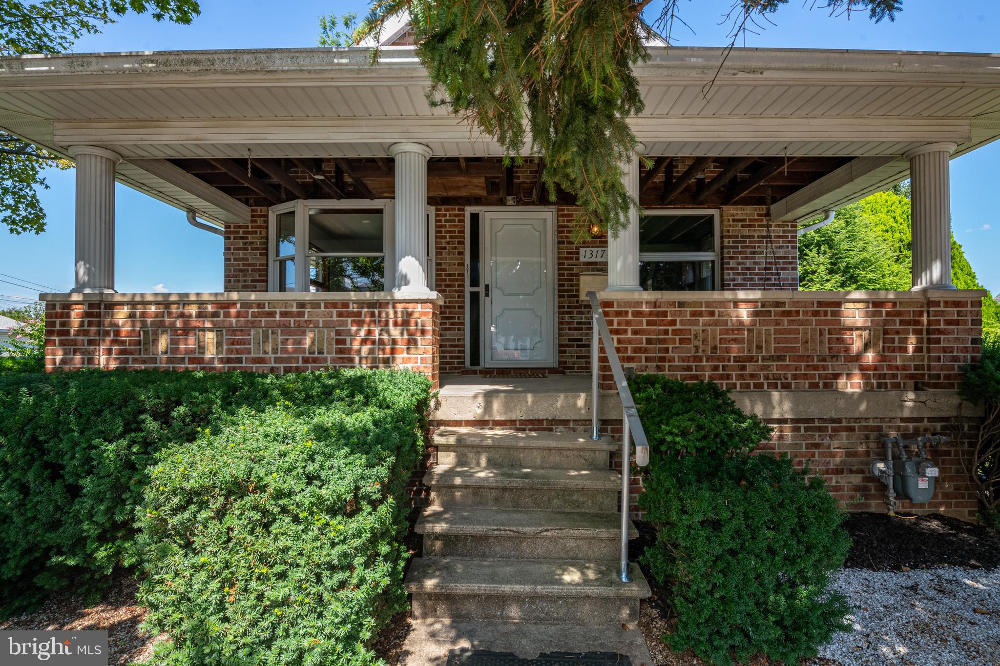 1317 FERN AVENUE