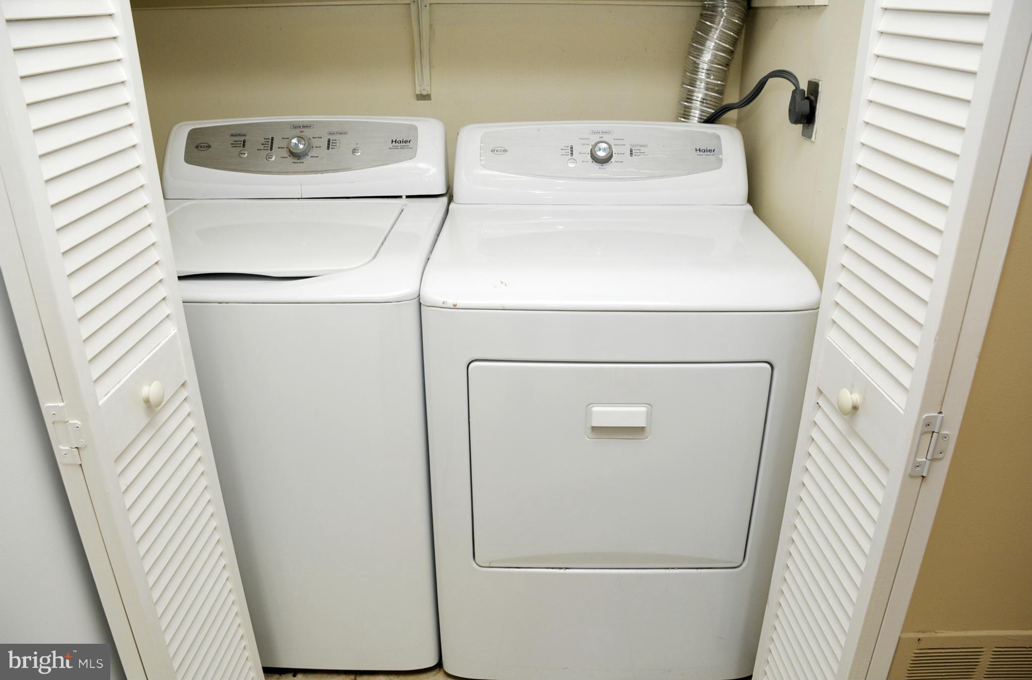 CLARY'S FOREST - Residential Lease