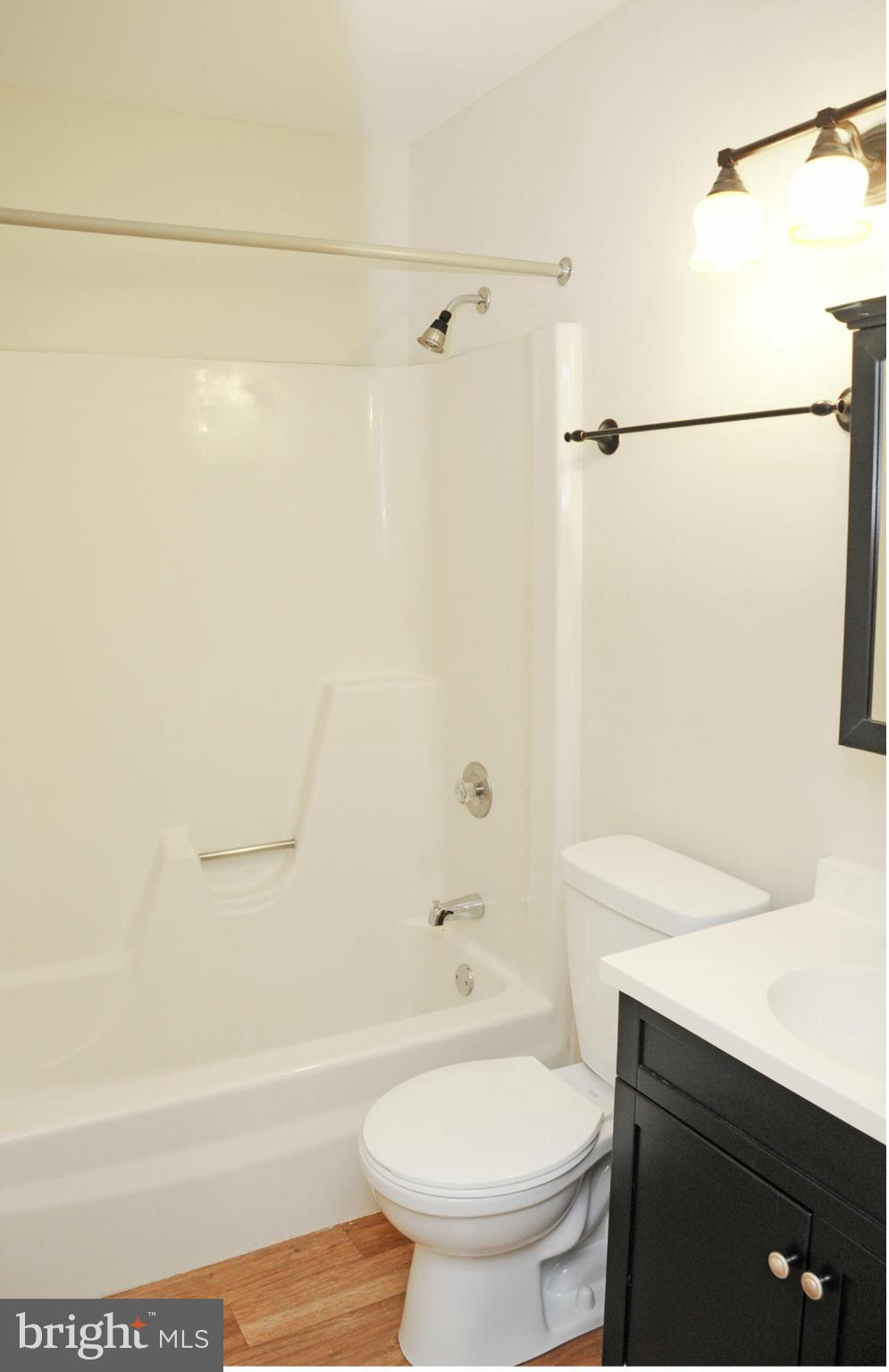 CLARY'S FOREST - Residential Lease