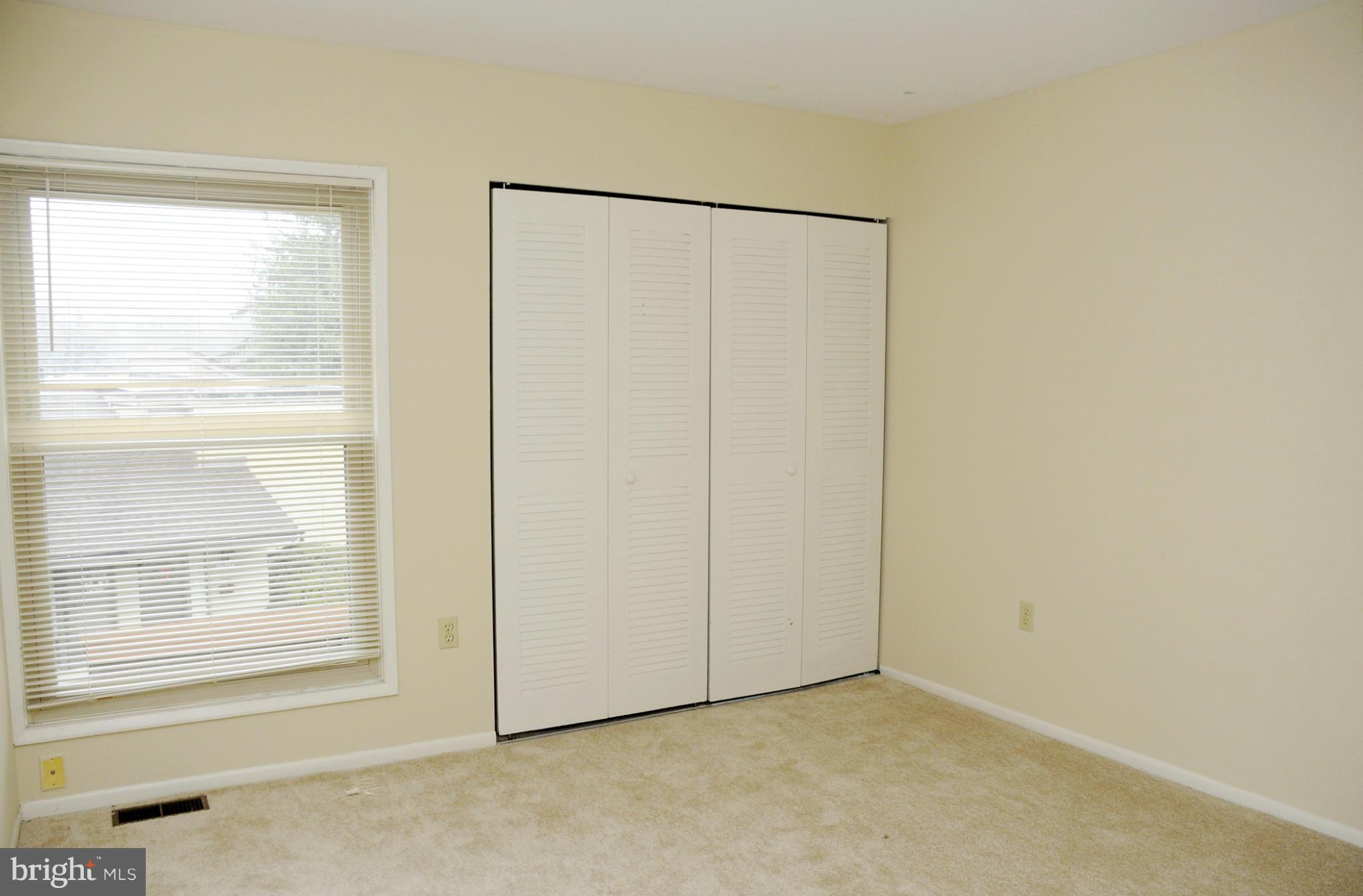 CLARY'S FOREST - Residential Lease