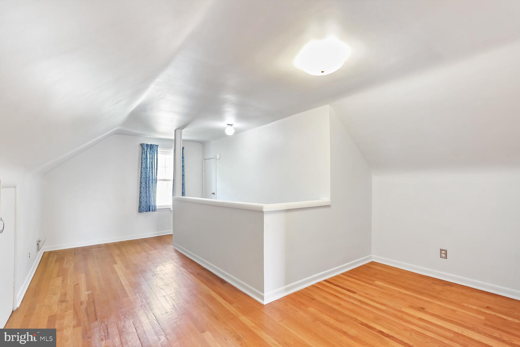 ROSEDALE - Residential