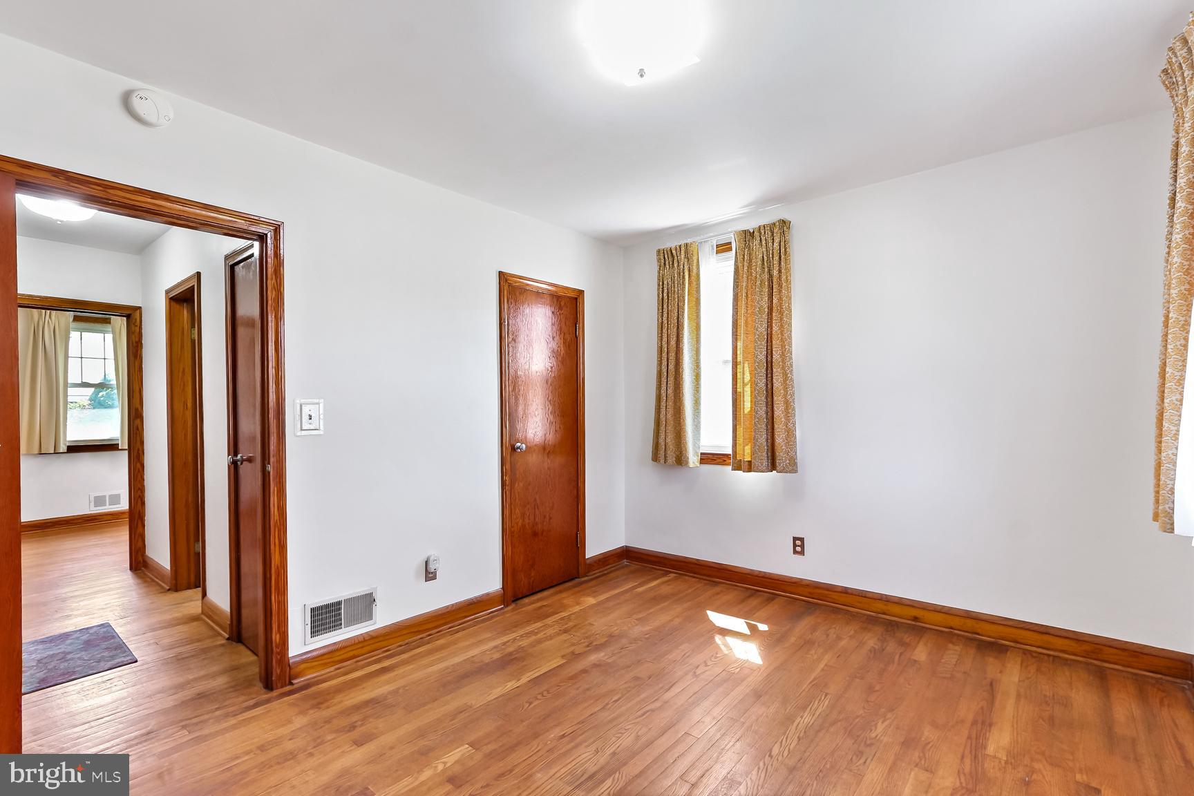 ROSEDALE - Residential