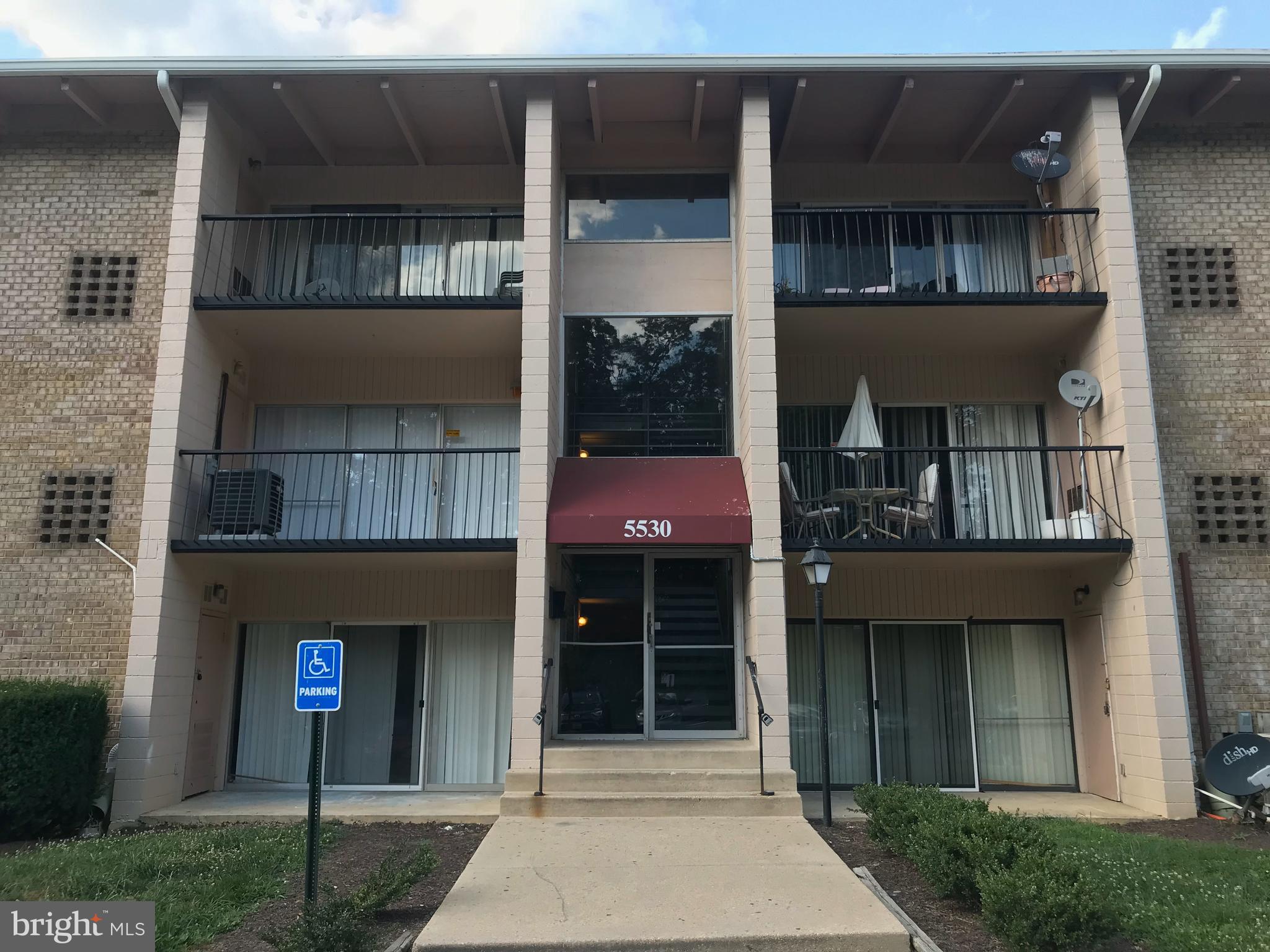 FRENCHMANS CREEK - Residential Lease