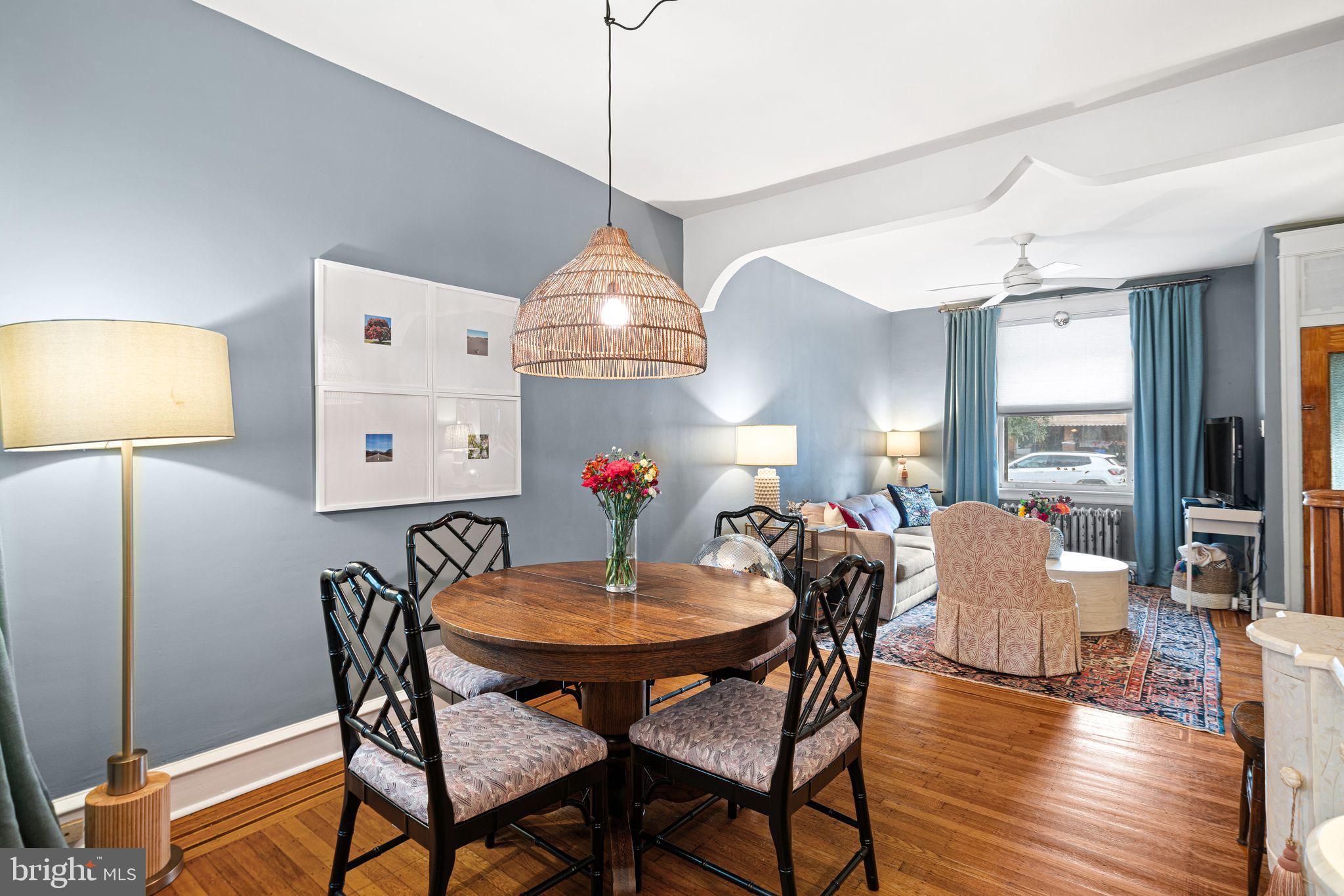 3172 ARAMINGO AVENUE