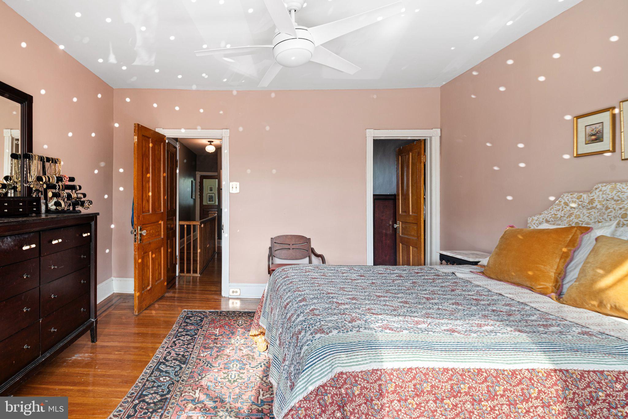 PORT RICHMOND - Residential