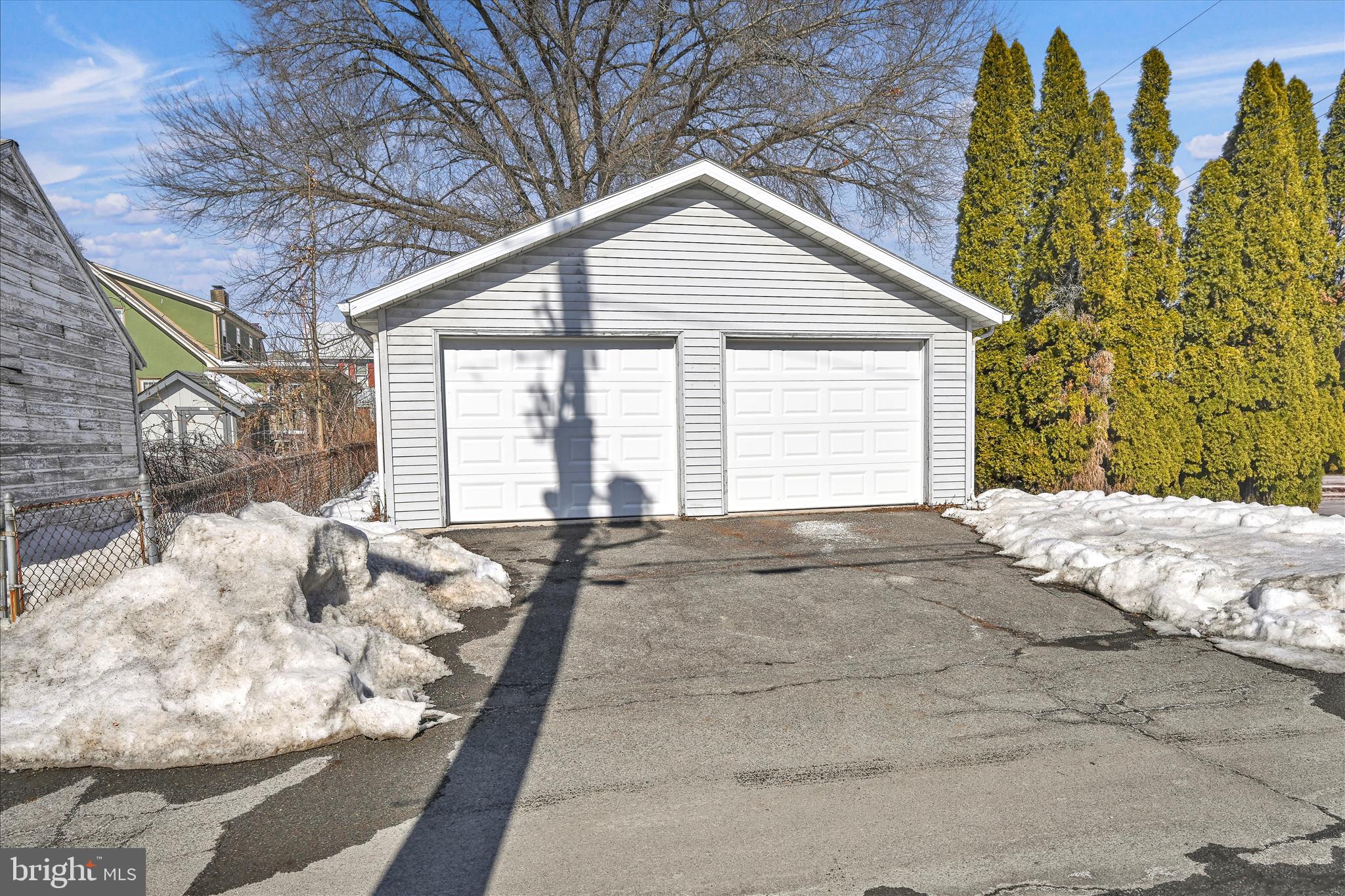 MILLERSBURG BOROUGH - Residential