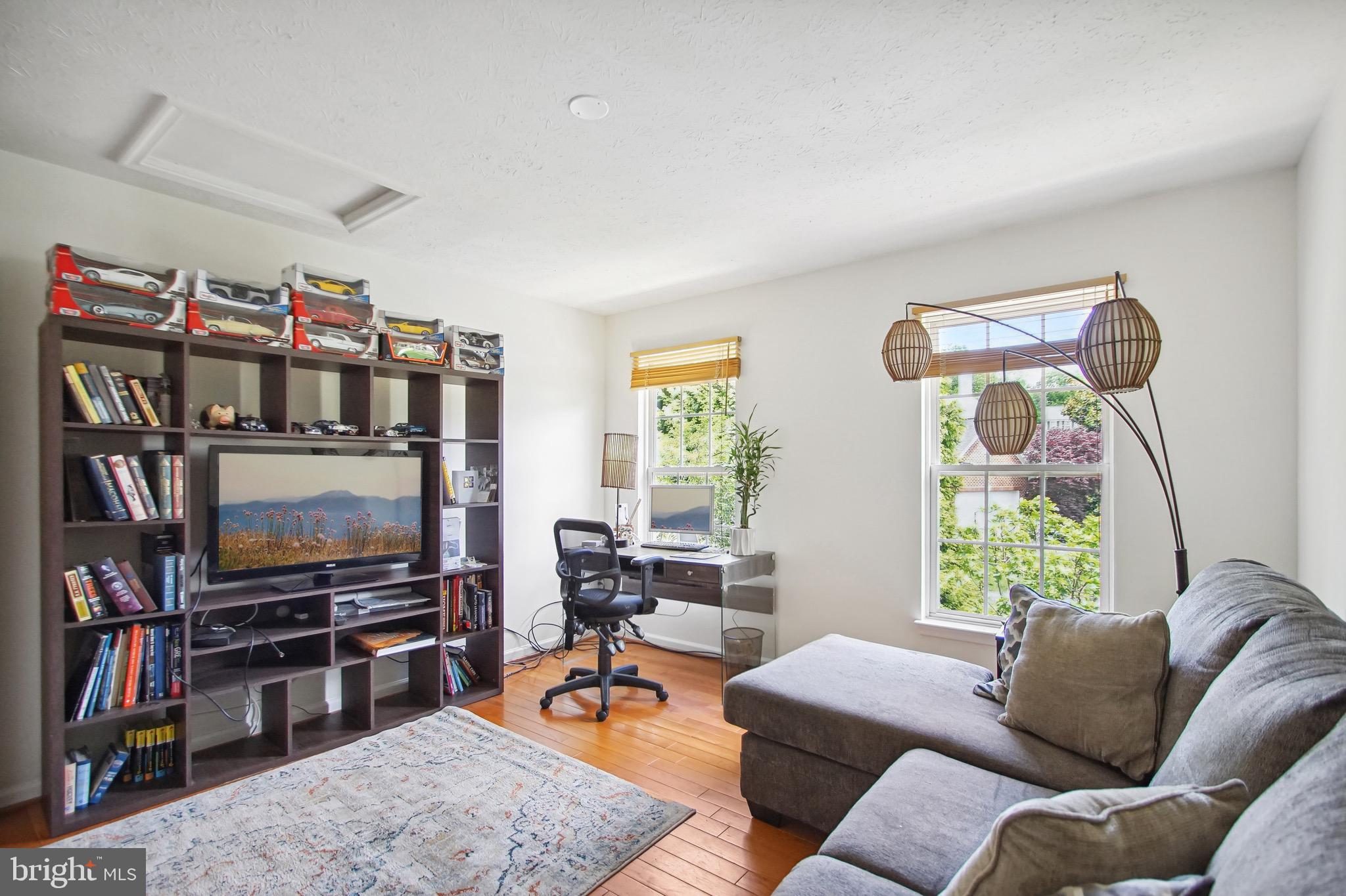 RICHFIELD STATION VILLAGE - Residential