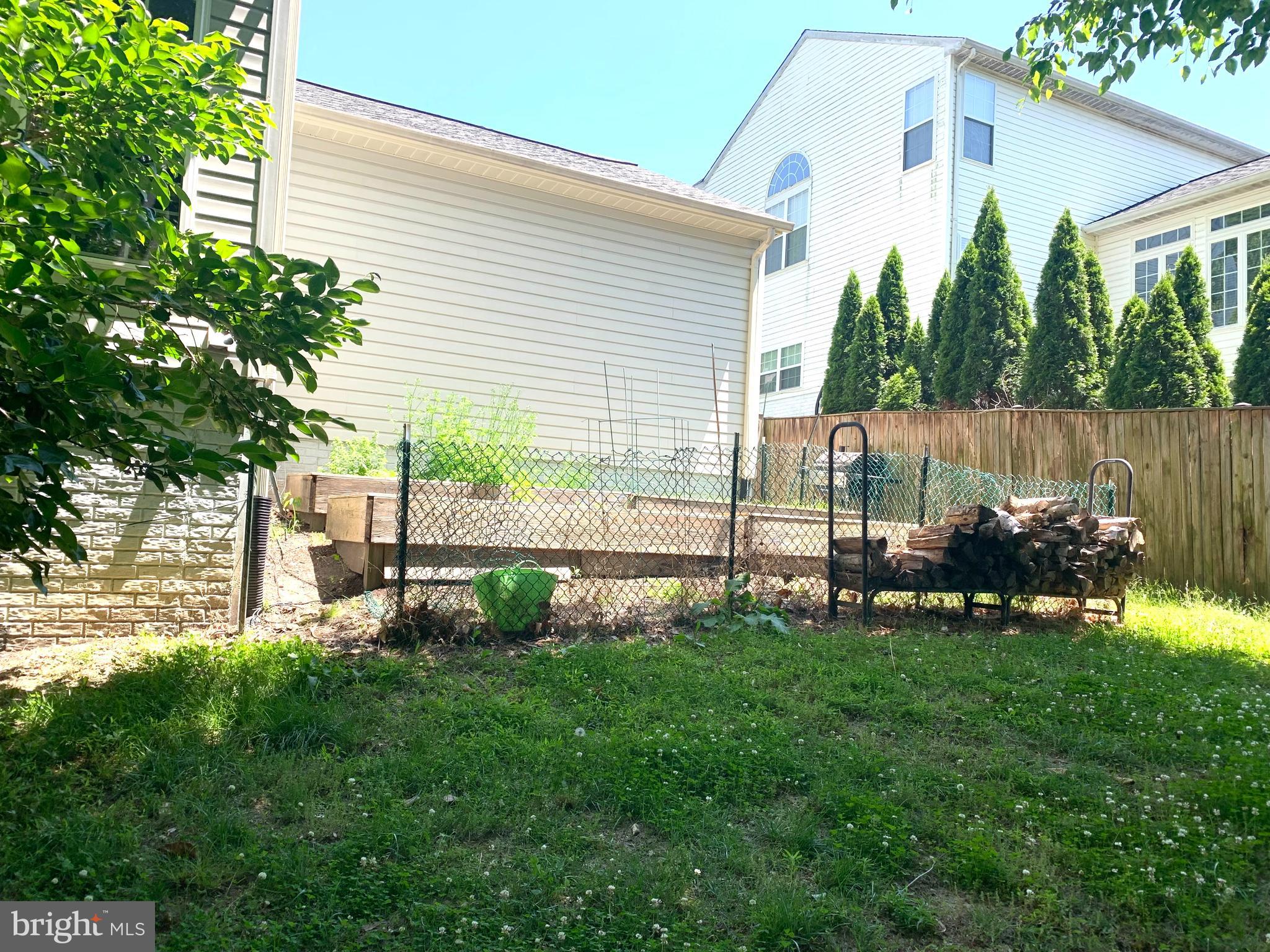 RICHFIELD STATION VILLAGE - Residential