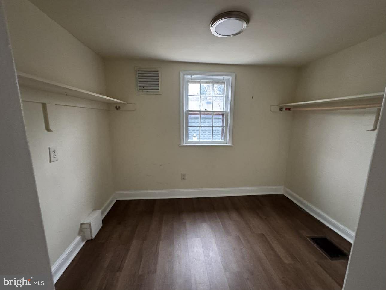 CAPITOL HEIGHTS - Residential