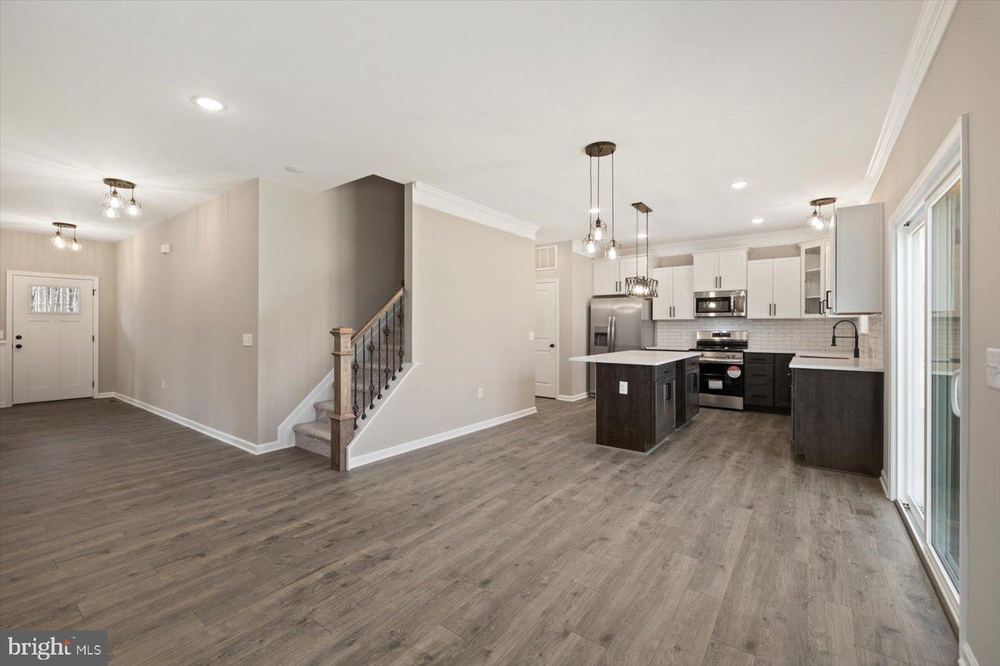 LAKE WILDERNESS - Residential