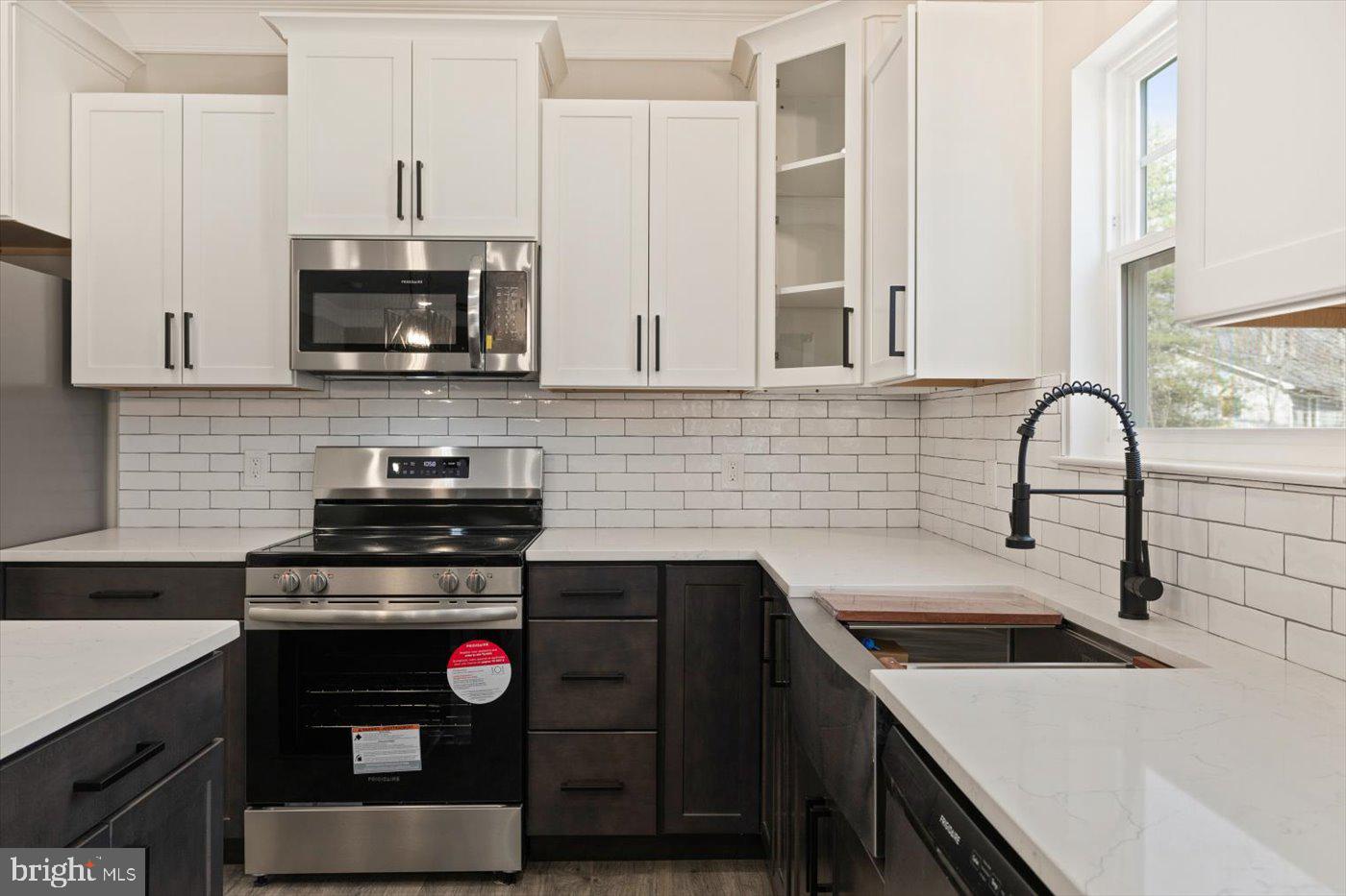 LAKE WILDERNESS - Residential