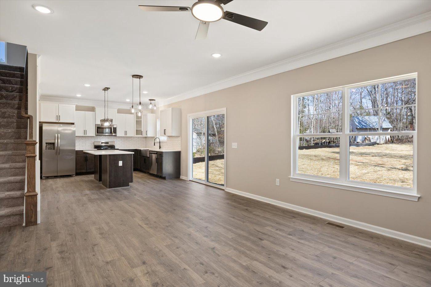 LAKE WILDERNESS - Residential