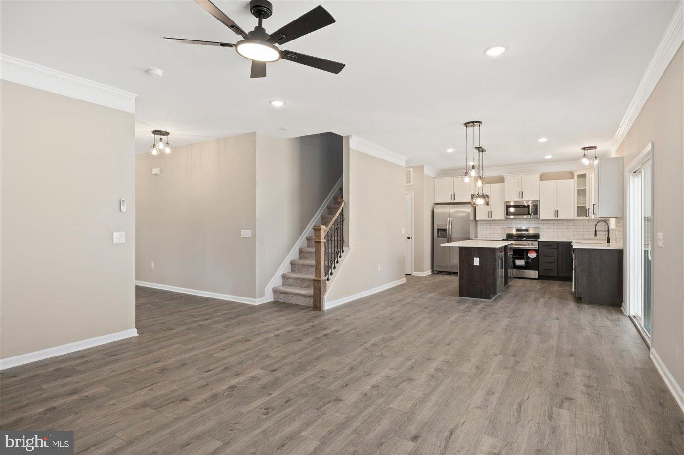 LAKE WILDERNESS - Residential