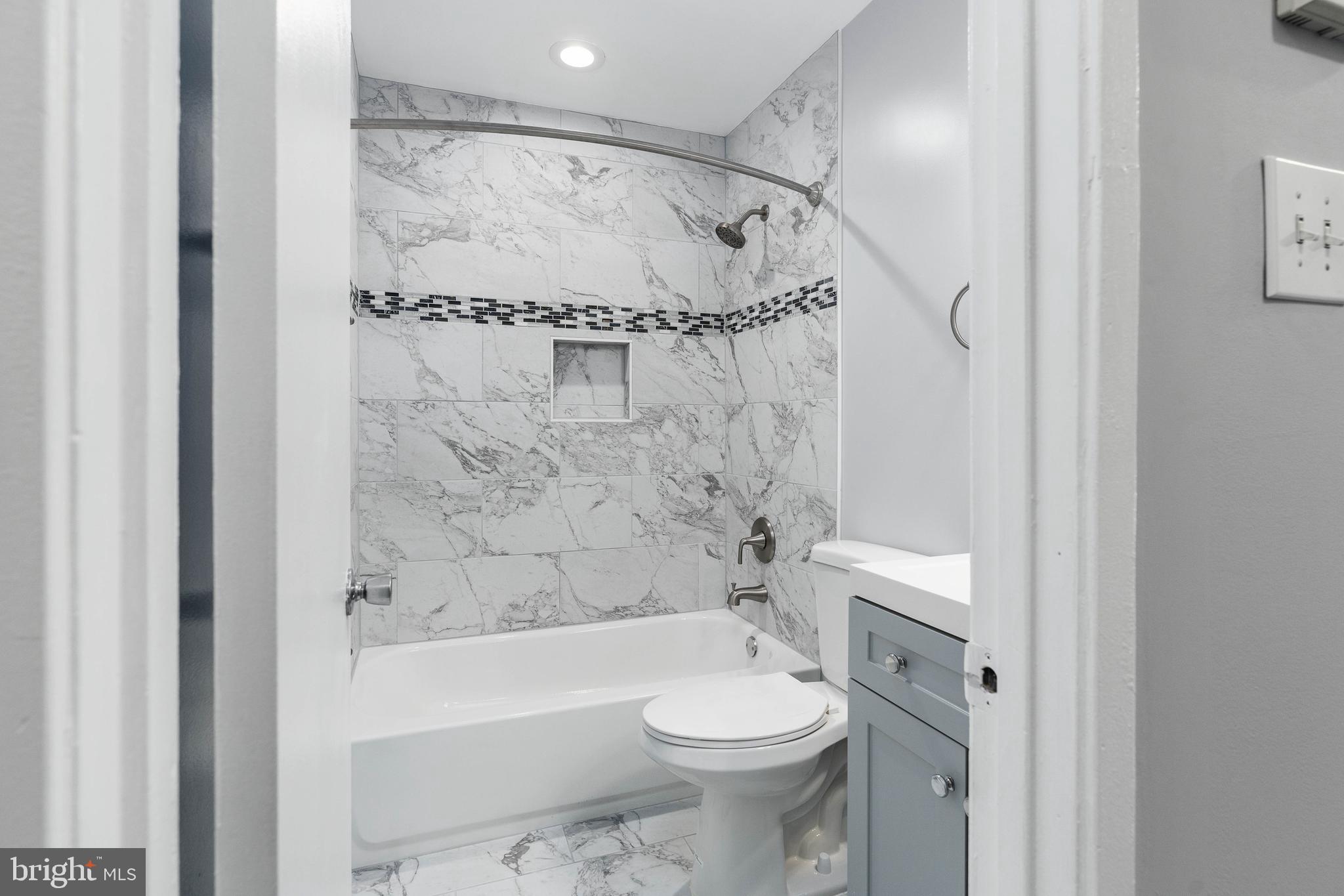 BENTLEY VILLAGE - Residential