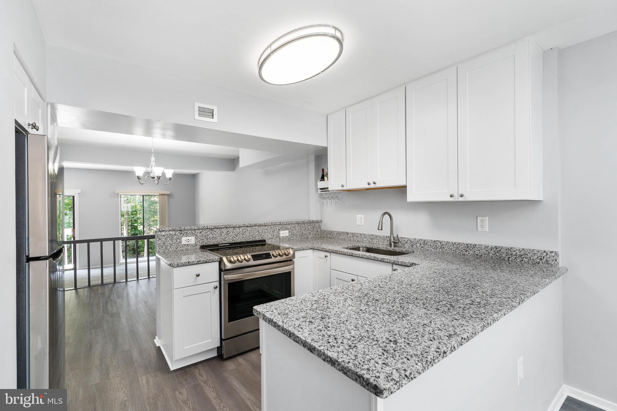 BENTLEY VILLAGE - Residential