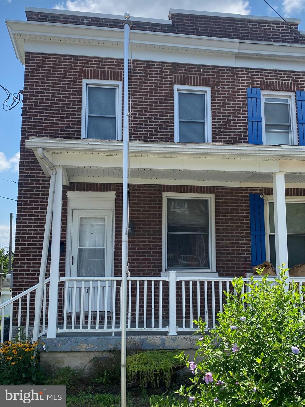 Photo of 30 Cottage Avenue, ELIZABETHTOWN, PA 17022 (MLS # PALA2073236)