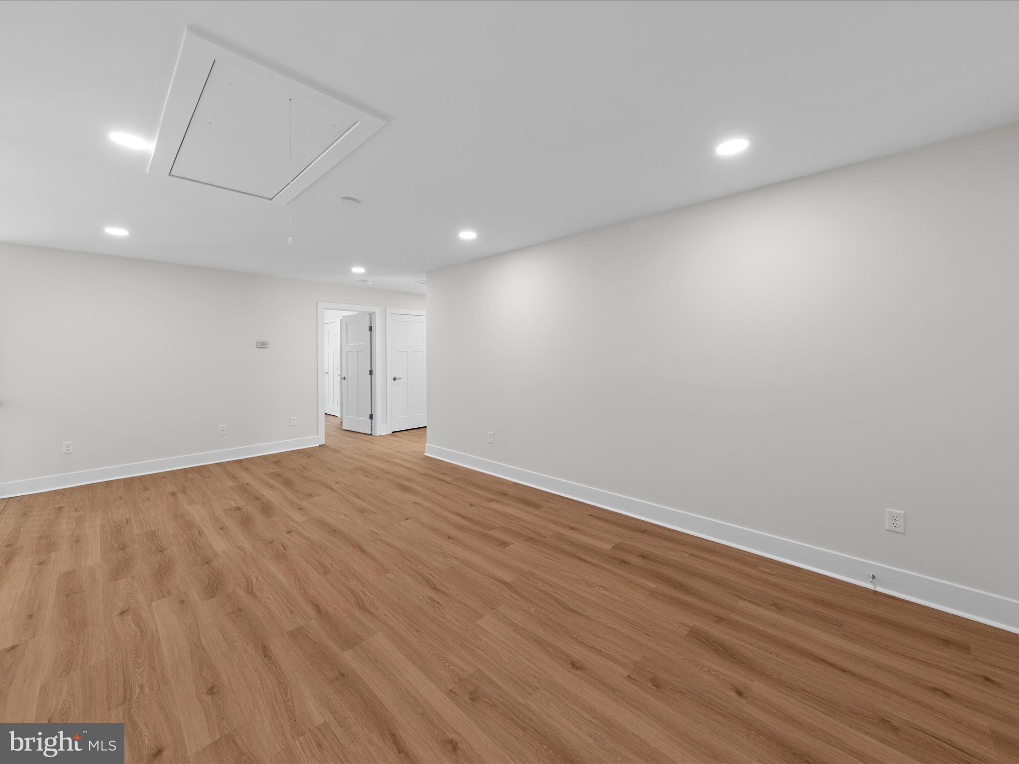 RIVERS END - Residential