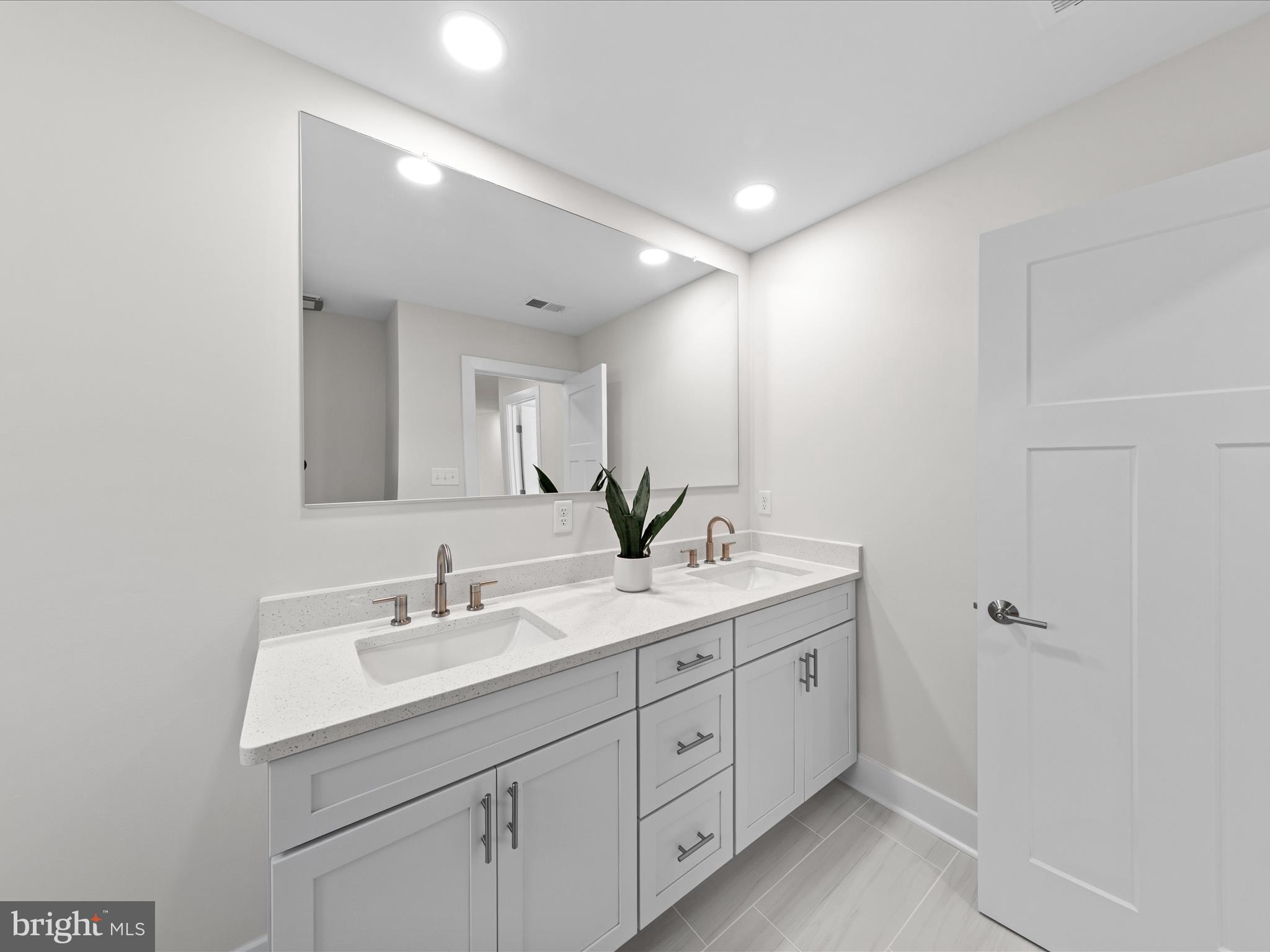 RIVERS END - Residential