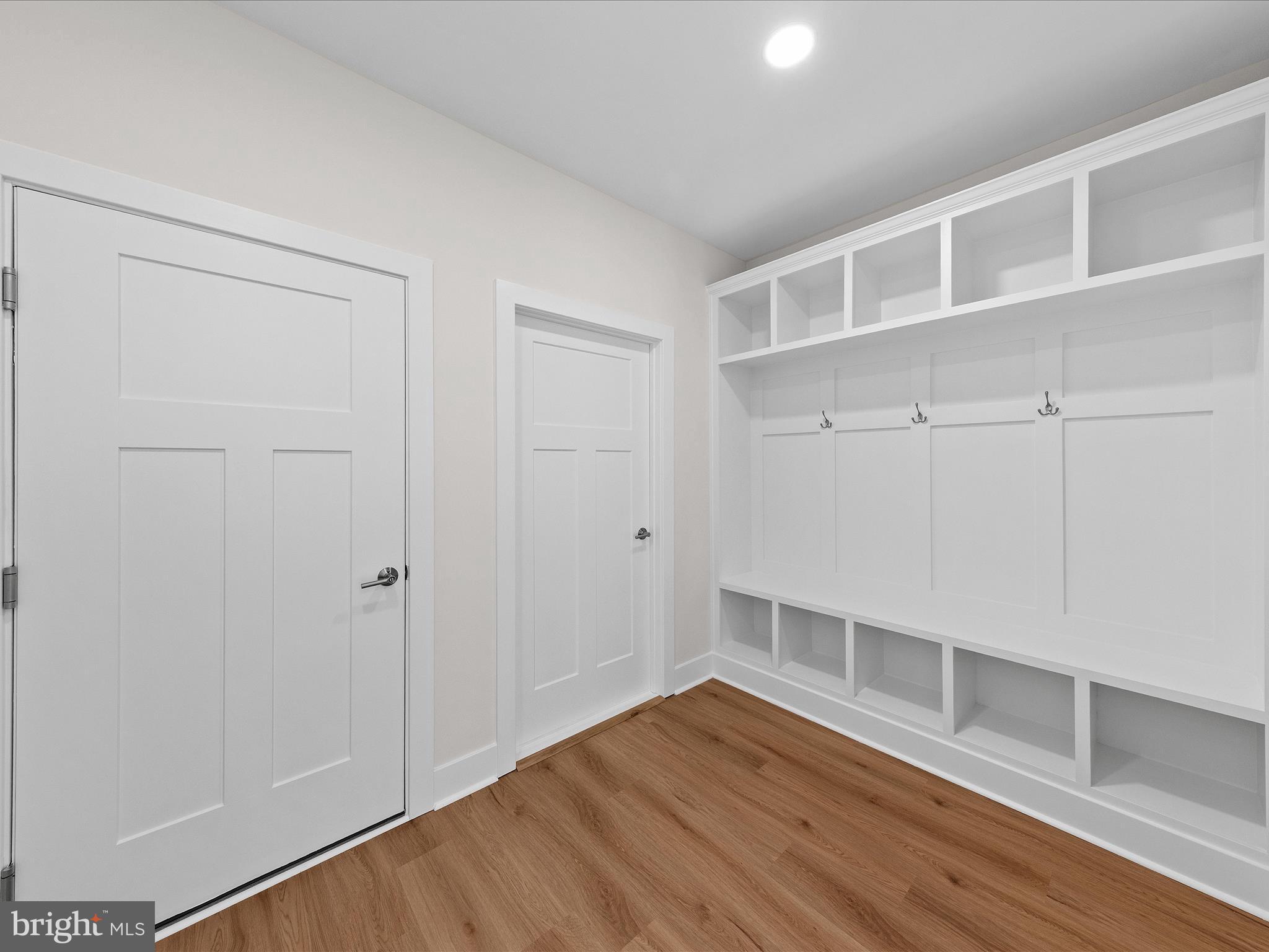 RIVERS END - Residential