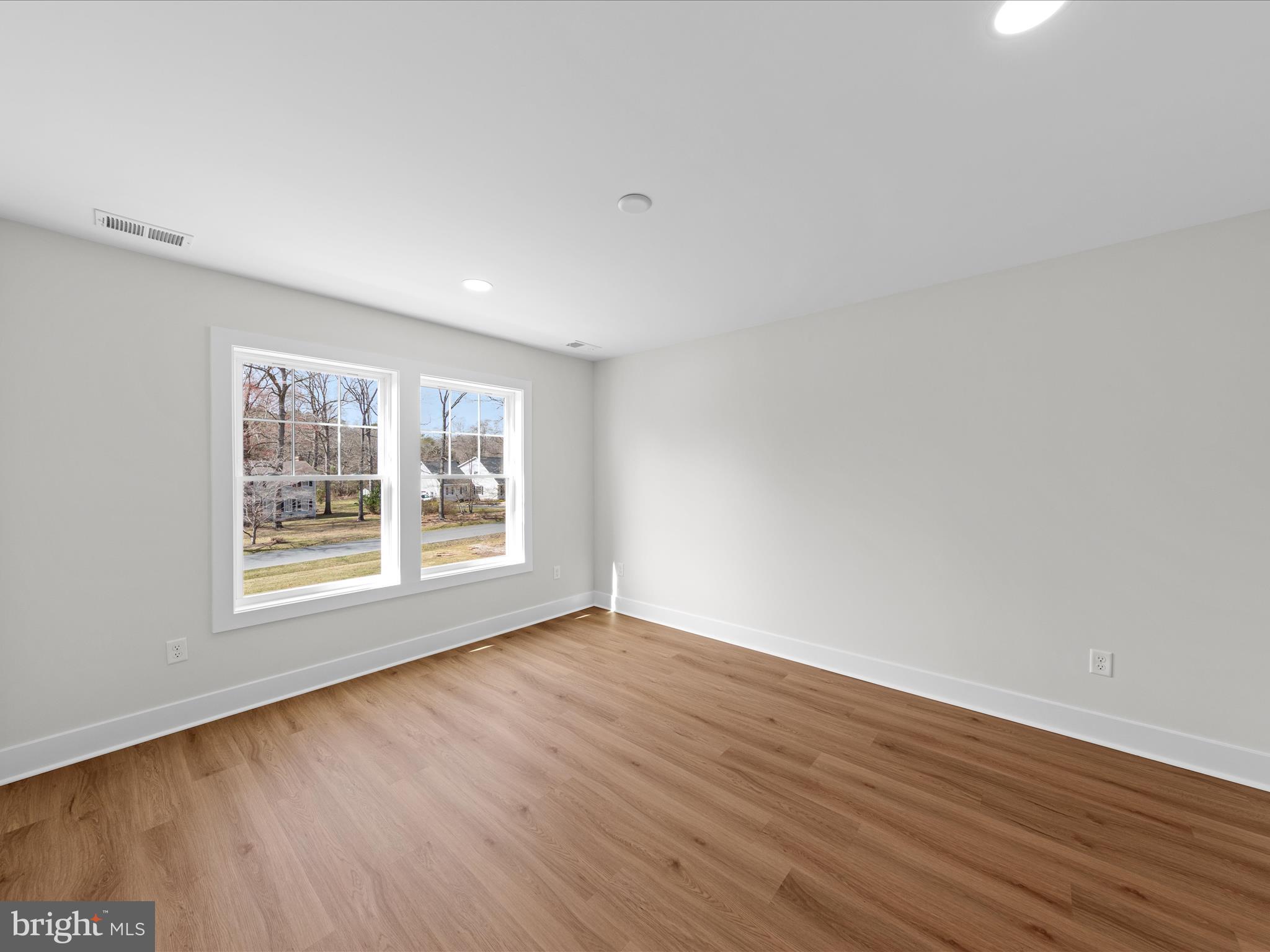 RIVERS END - Residential