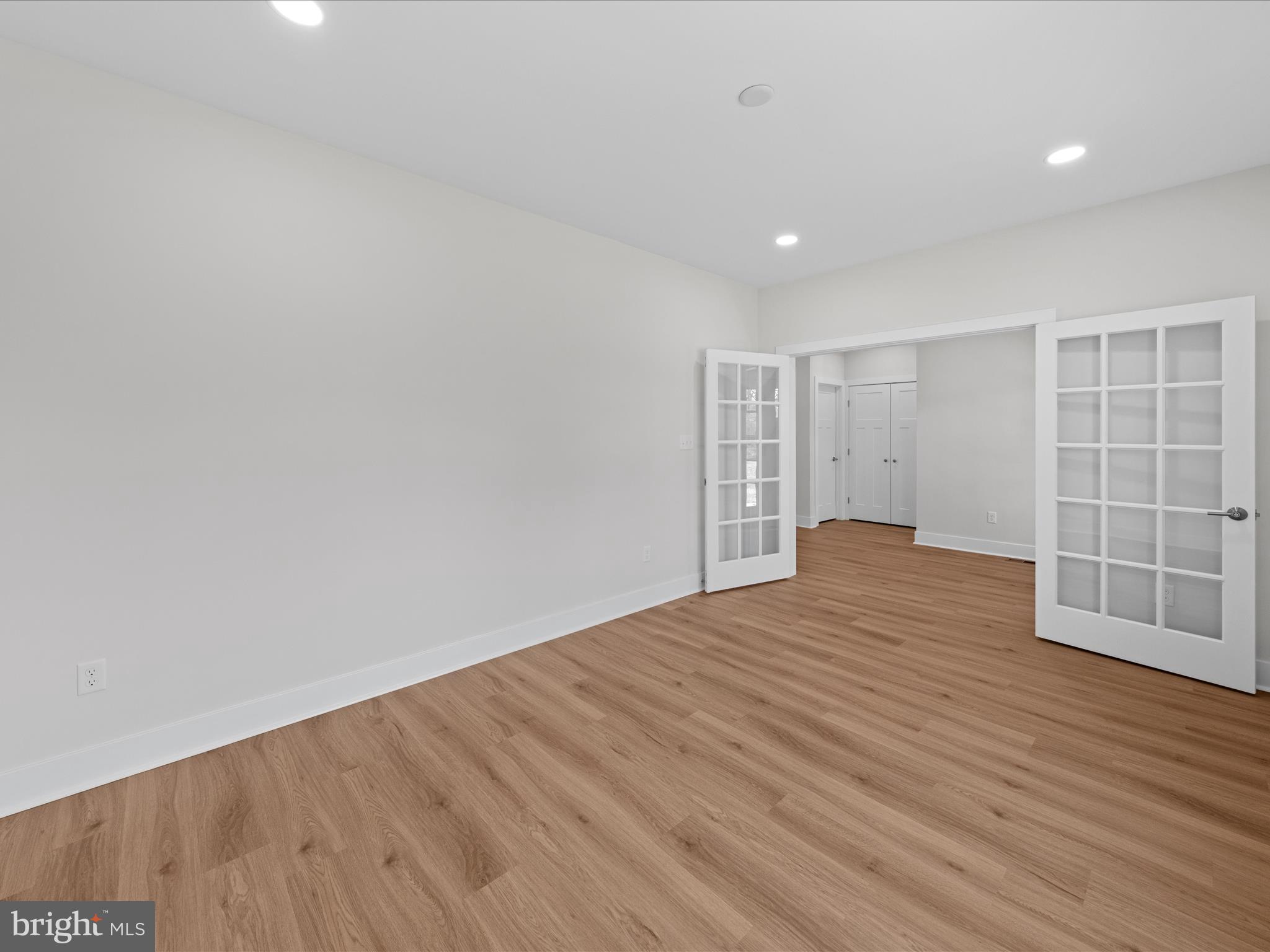 RIVERS END - Residential