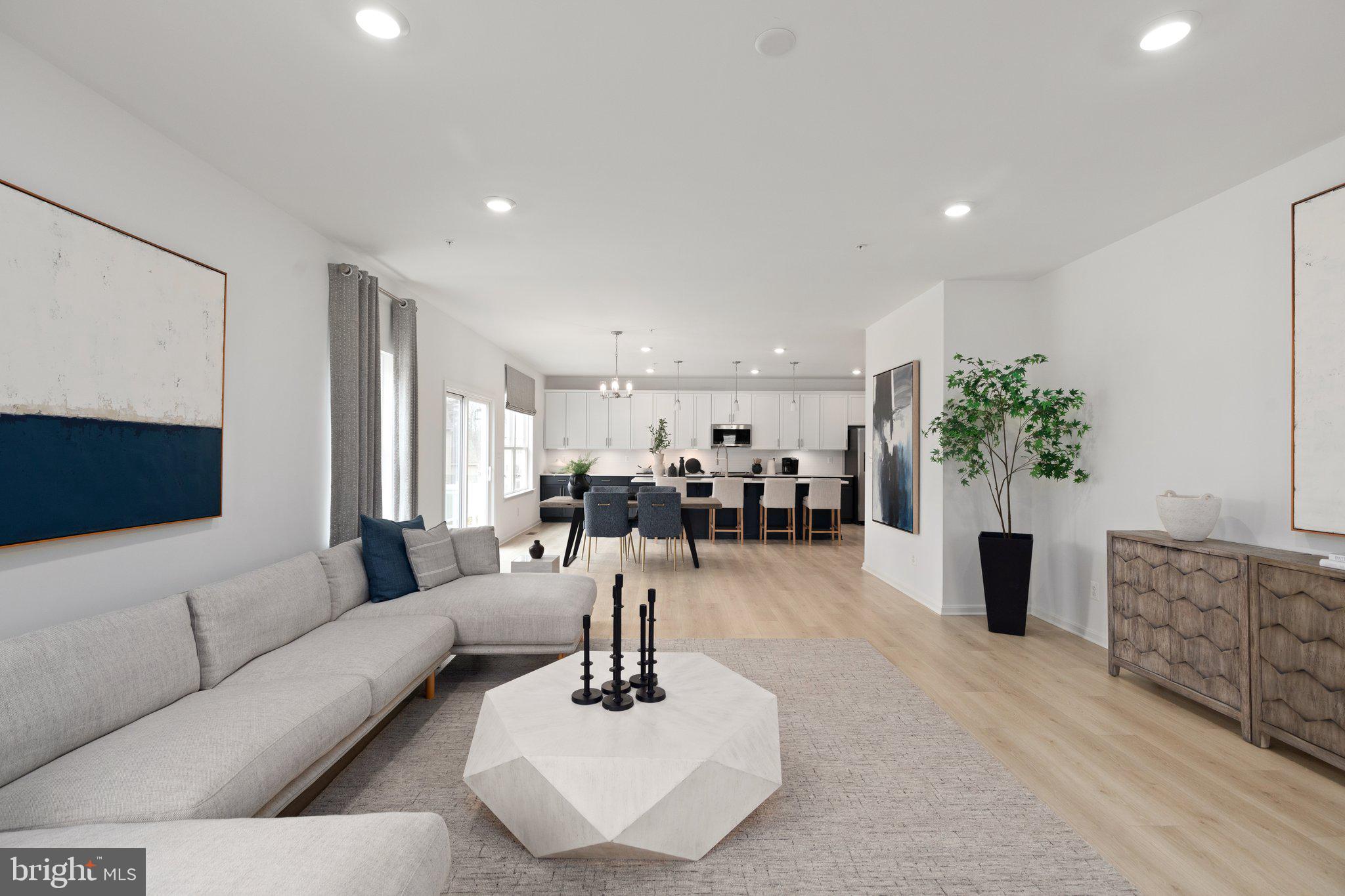 TRIMBLE HILLS - Residential