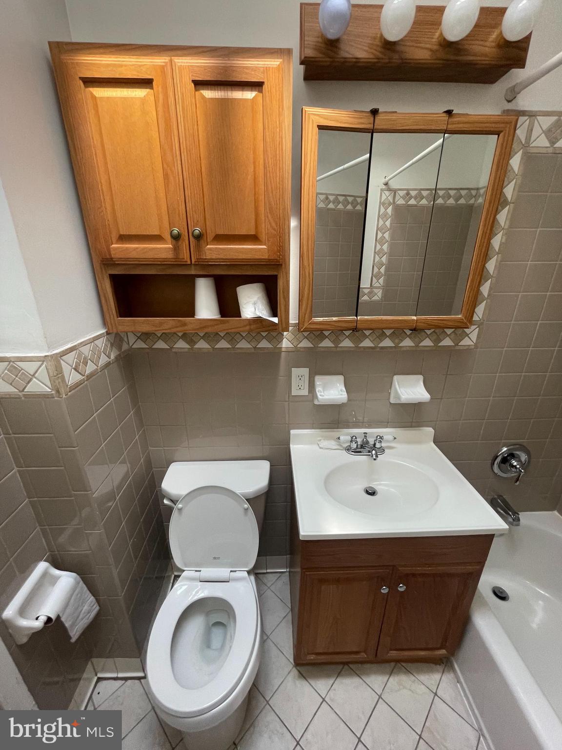 CASTOR GARDENS - Residential