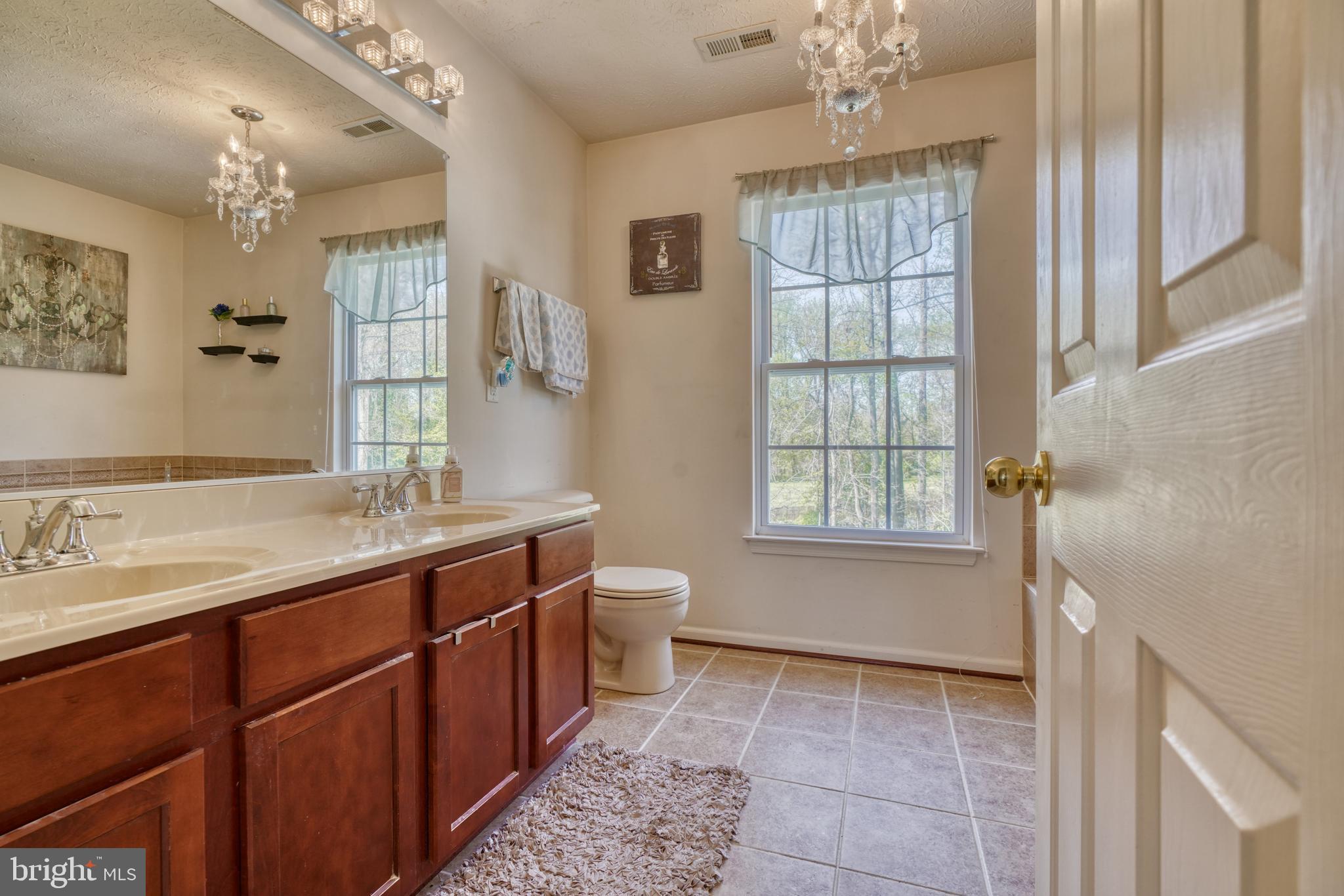 TRIMBLE WOODS - Residential