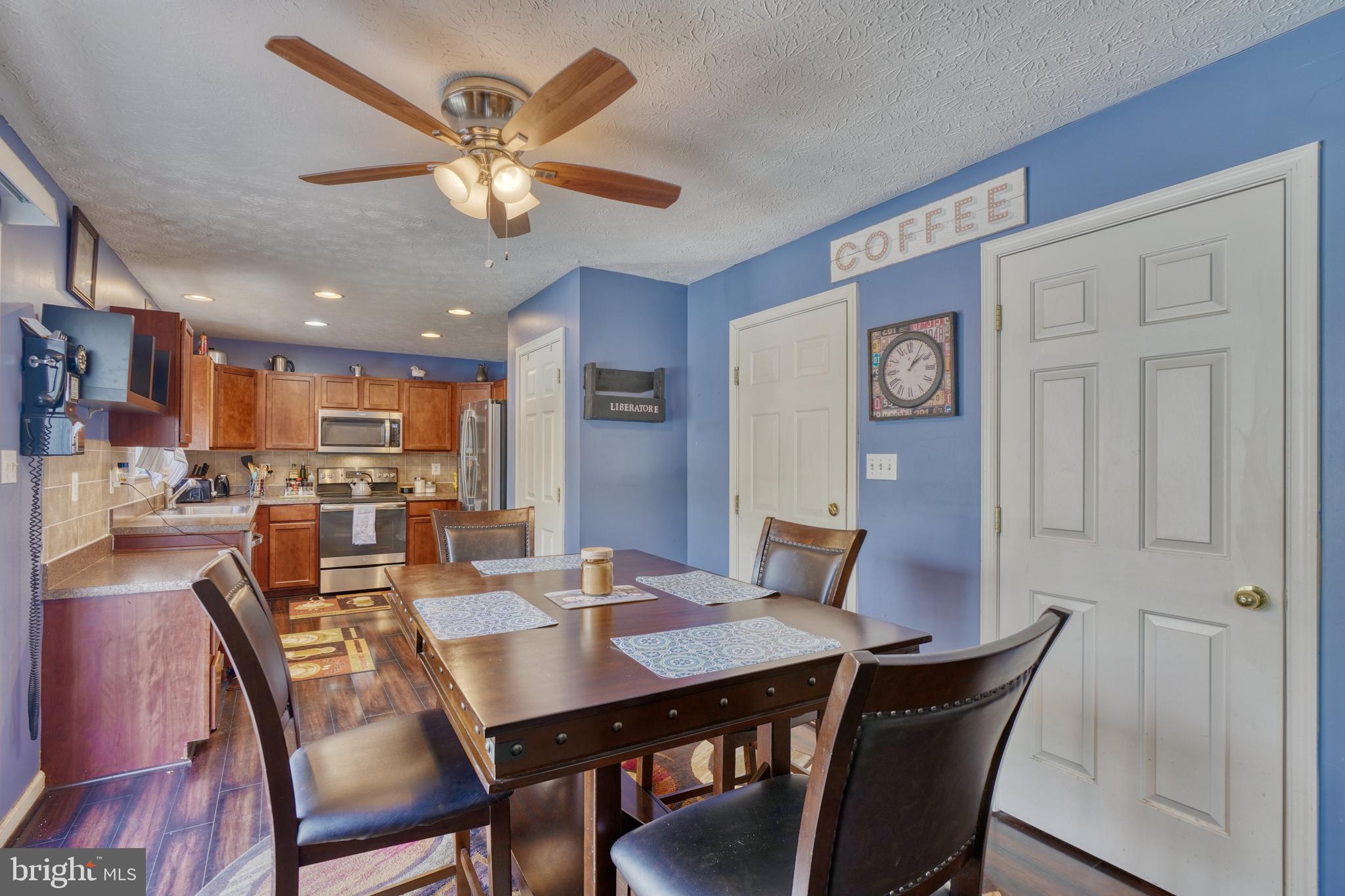 TRIMBLE WOODS - Residential