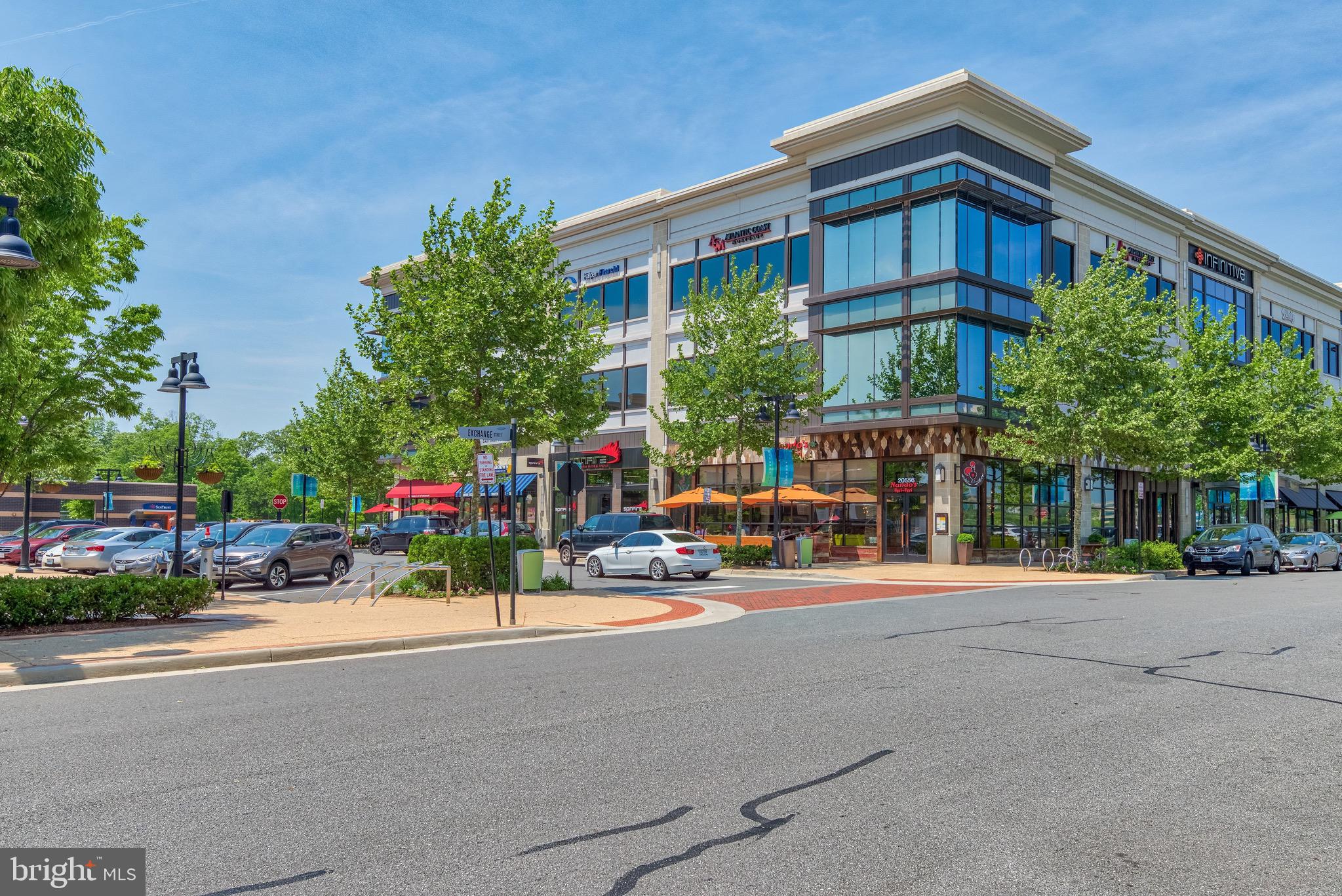 LANSDOWNE TOWN CENTER CONDOS - Residential