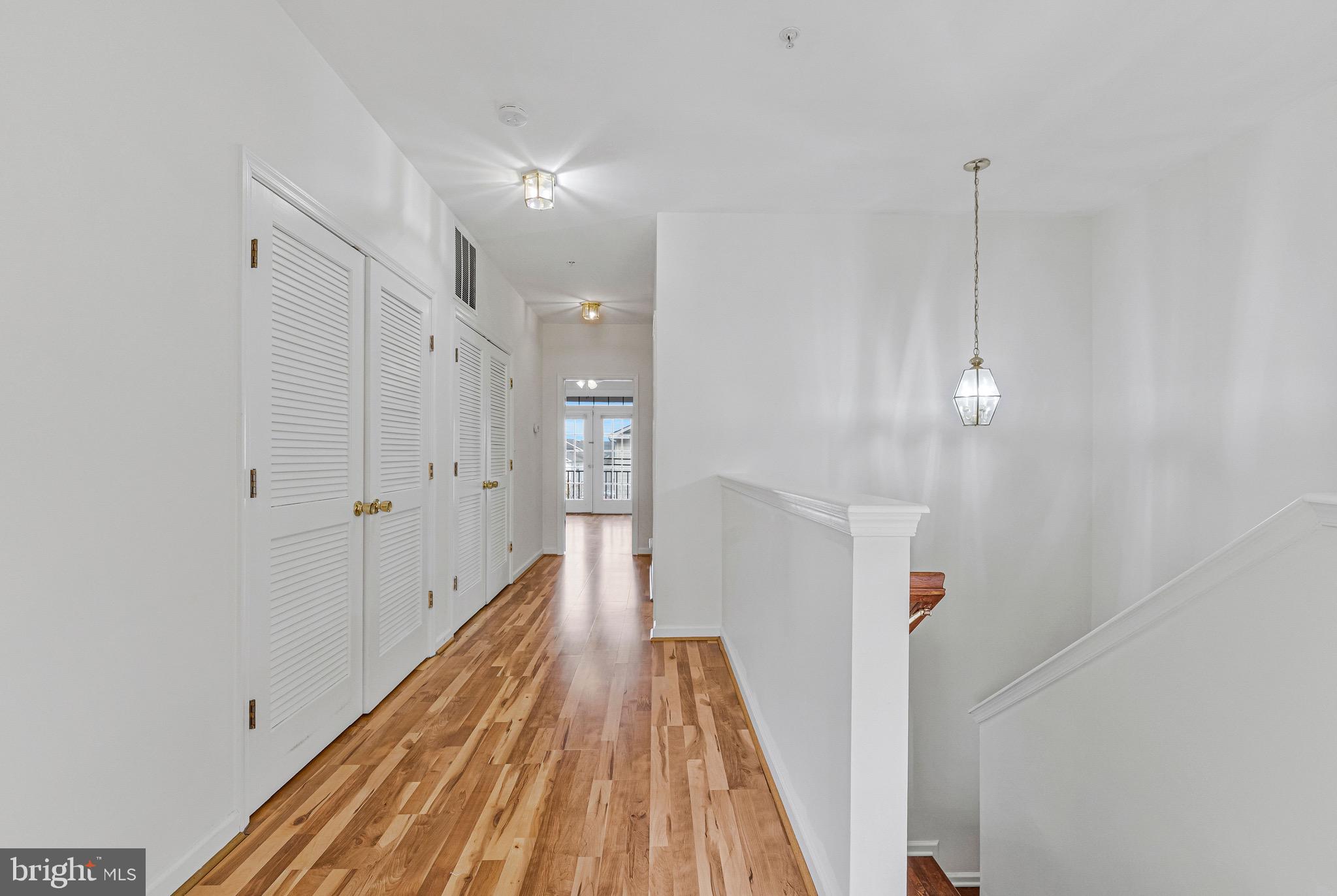 LANSDOWNE TOWN CENTER CONDOS - Residential