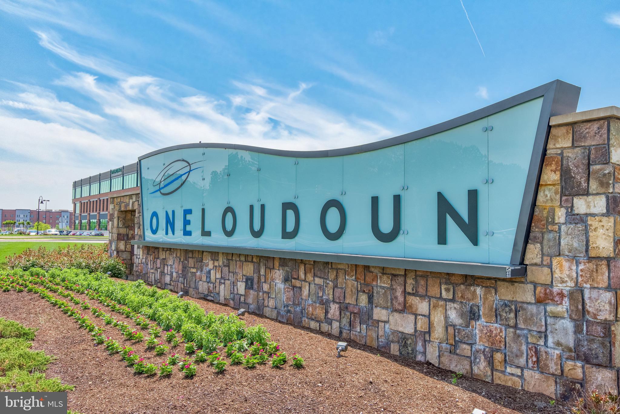 LANSDOWNE TOWN CENTER CONDOS - Residential