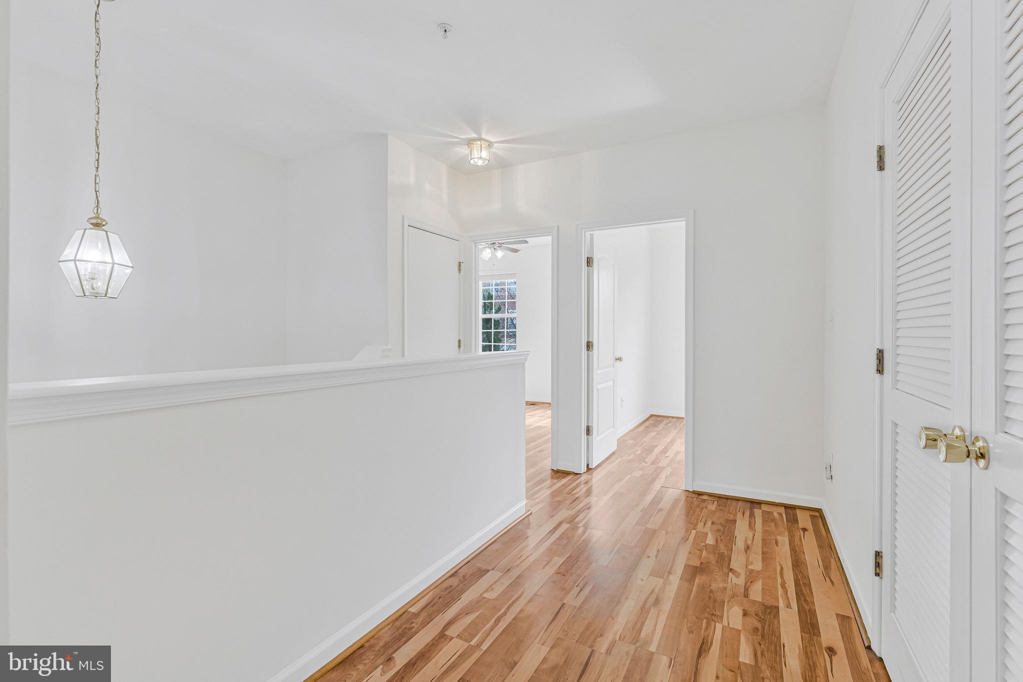 LANSDOWNE TOWN CENTER CONDOS - Residential