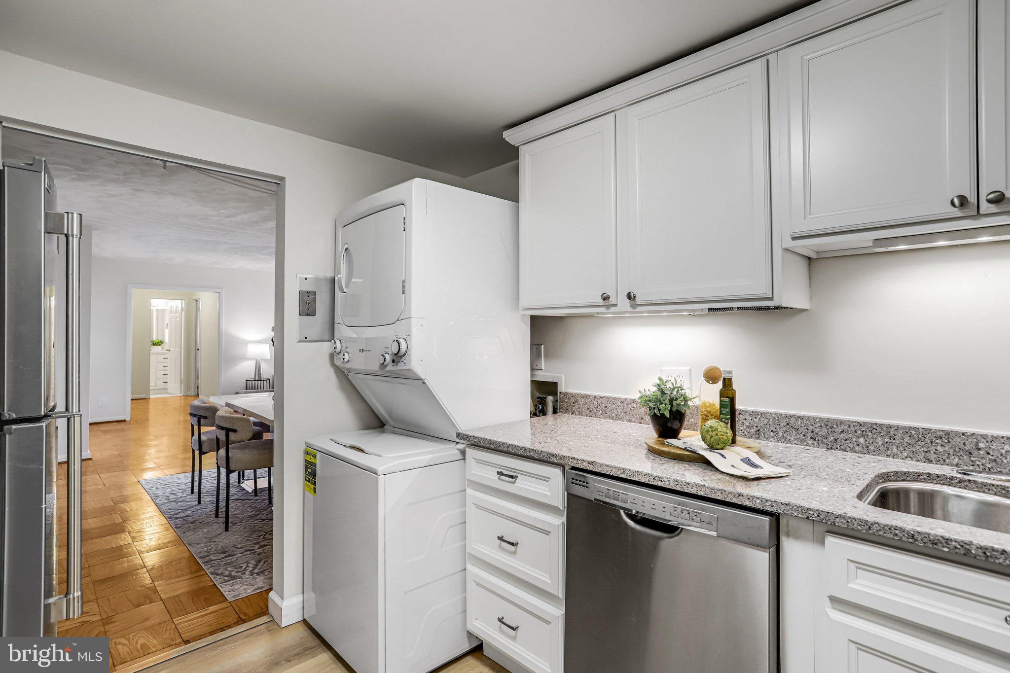 THE ELIZABETH - Residential