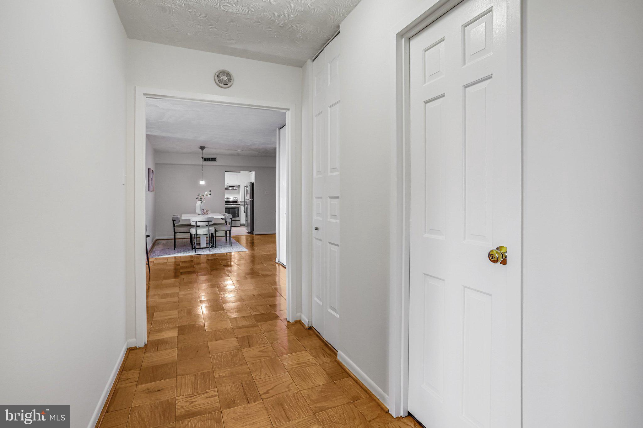 THE ELIZABETH - Residential